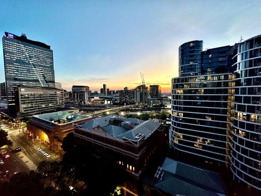 Melbourne Magic on Spencer: Stylish City Living