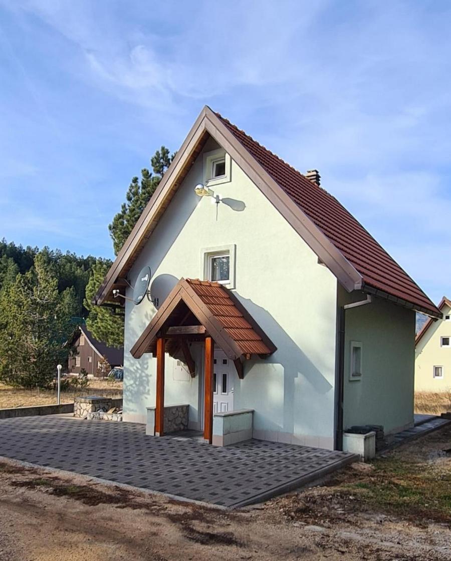 Holiday Home Ljuban