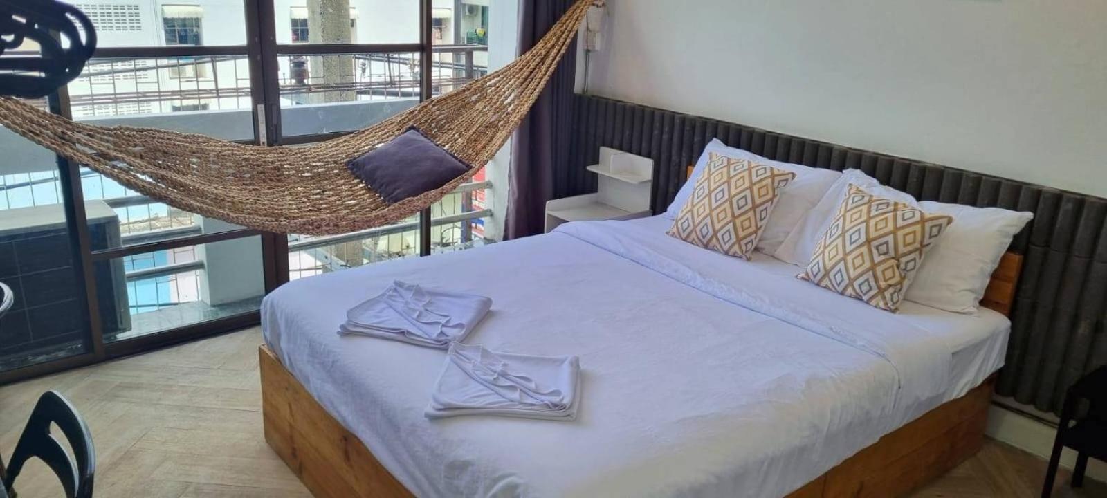 Haus Sathorn 11 Residence