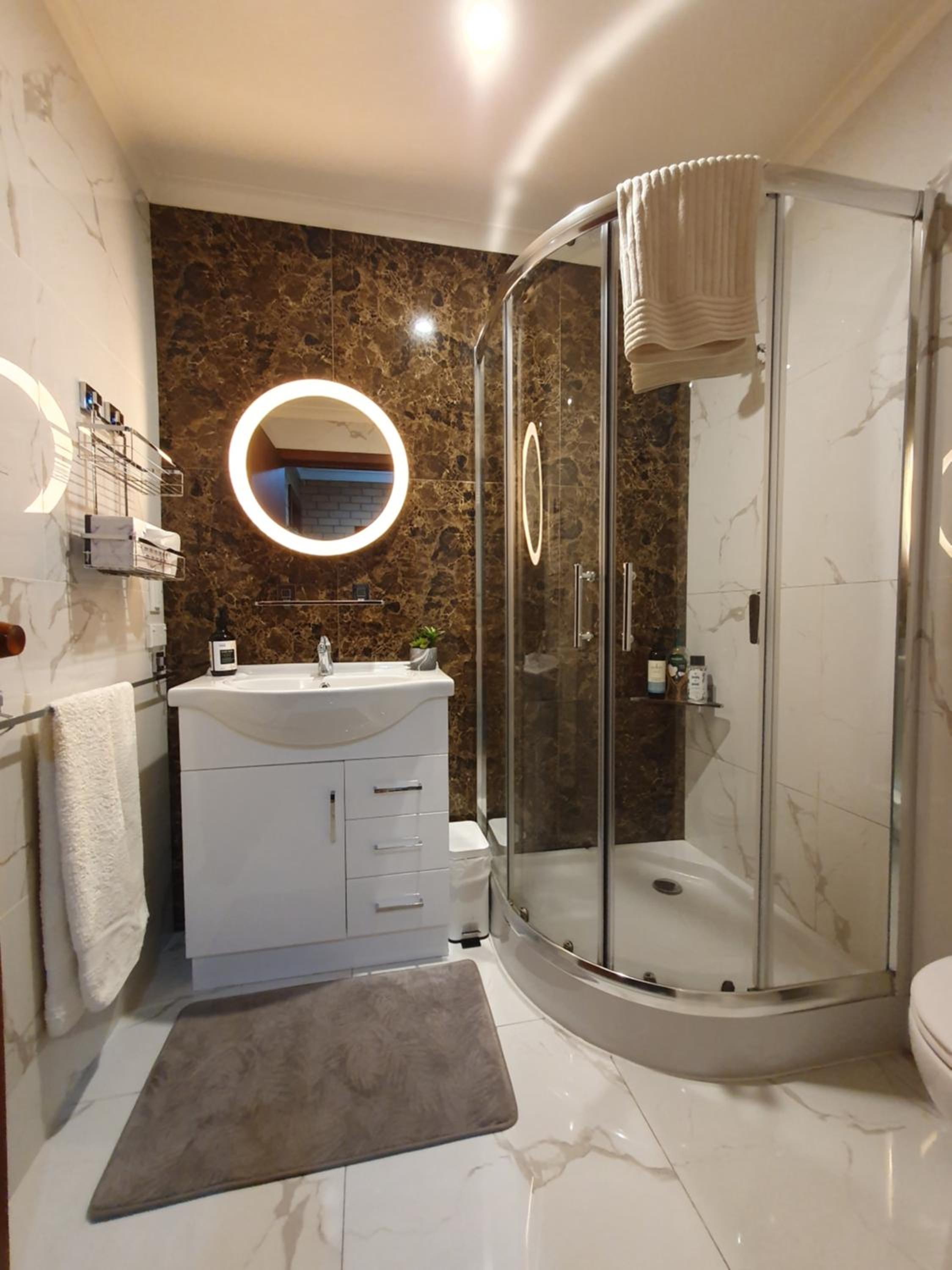 Grandview Melbourne Executive 2BR Apartment