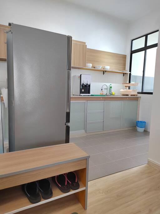 Jentayu Residency, 3Rooms 2xWC, FREE WiFi, 7guests
