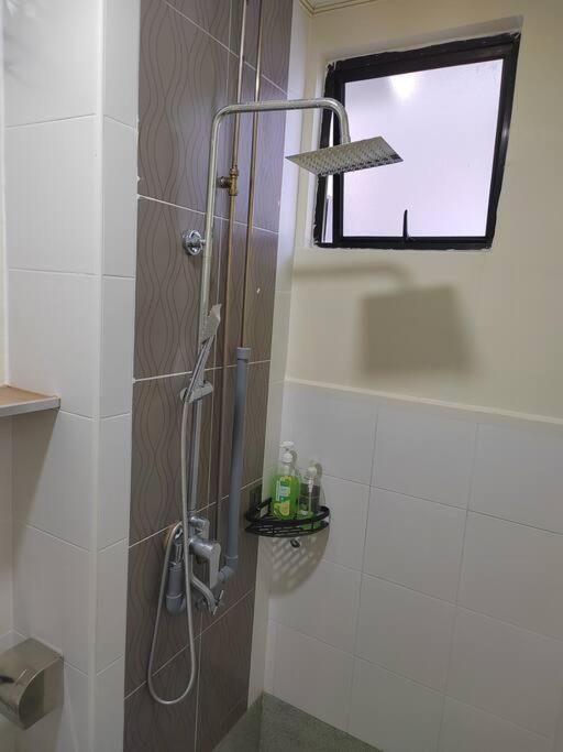 Jentayu Residency, 3Rooms 2xWC, FREE WiFi, 7guests