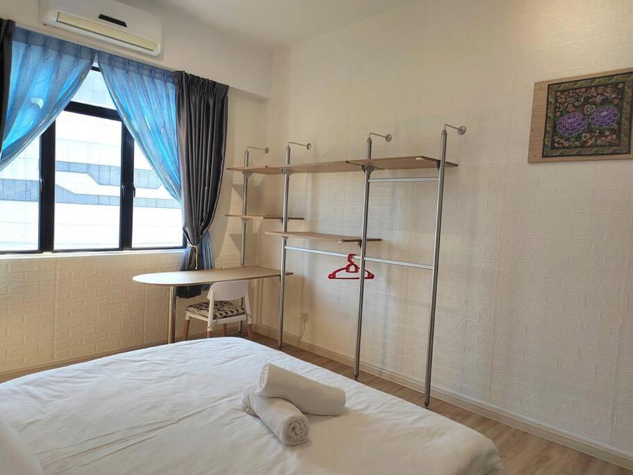 Jentayu Residency, 3Rooms 2xWC, FREE WiFi, 7guests