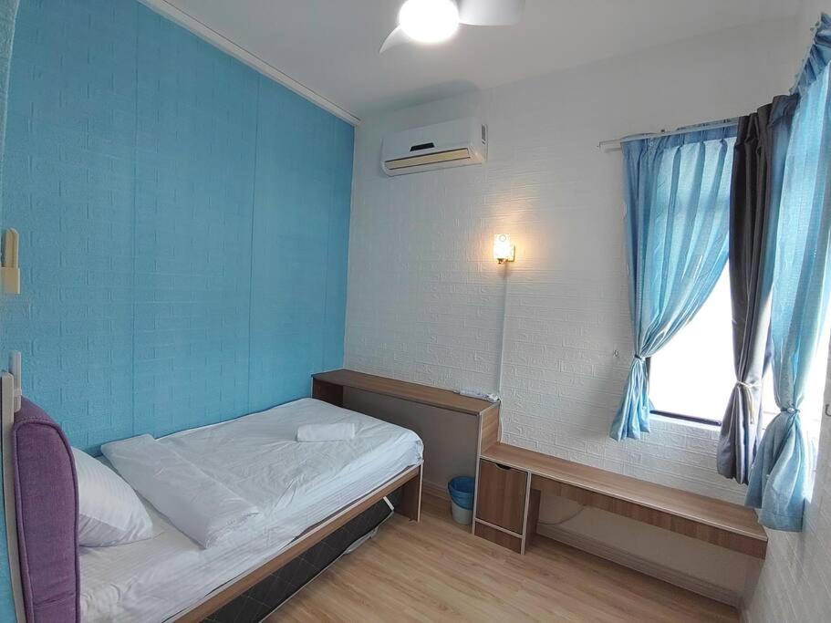 Jentayu Residency, 3Rooms 2xWC, FREE WiFi, 7guests
