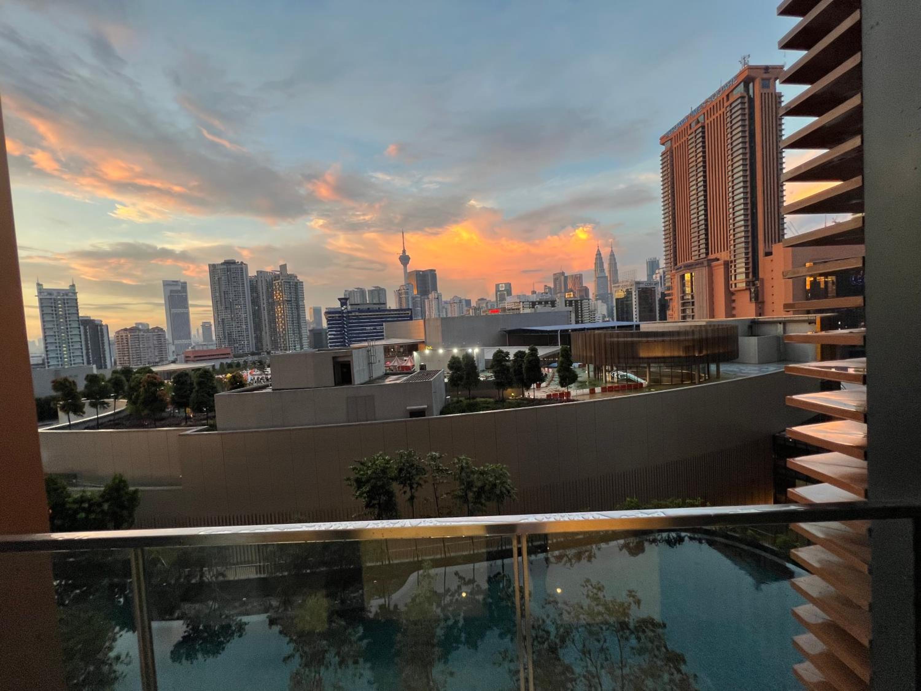 Lucentia Residence At Kuala Lumpur By Dreamcloud