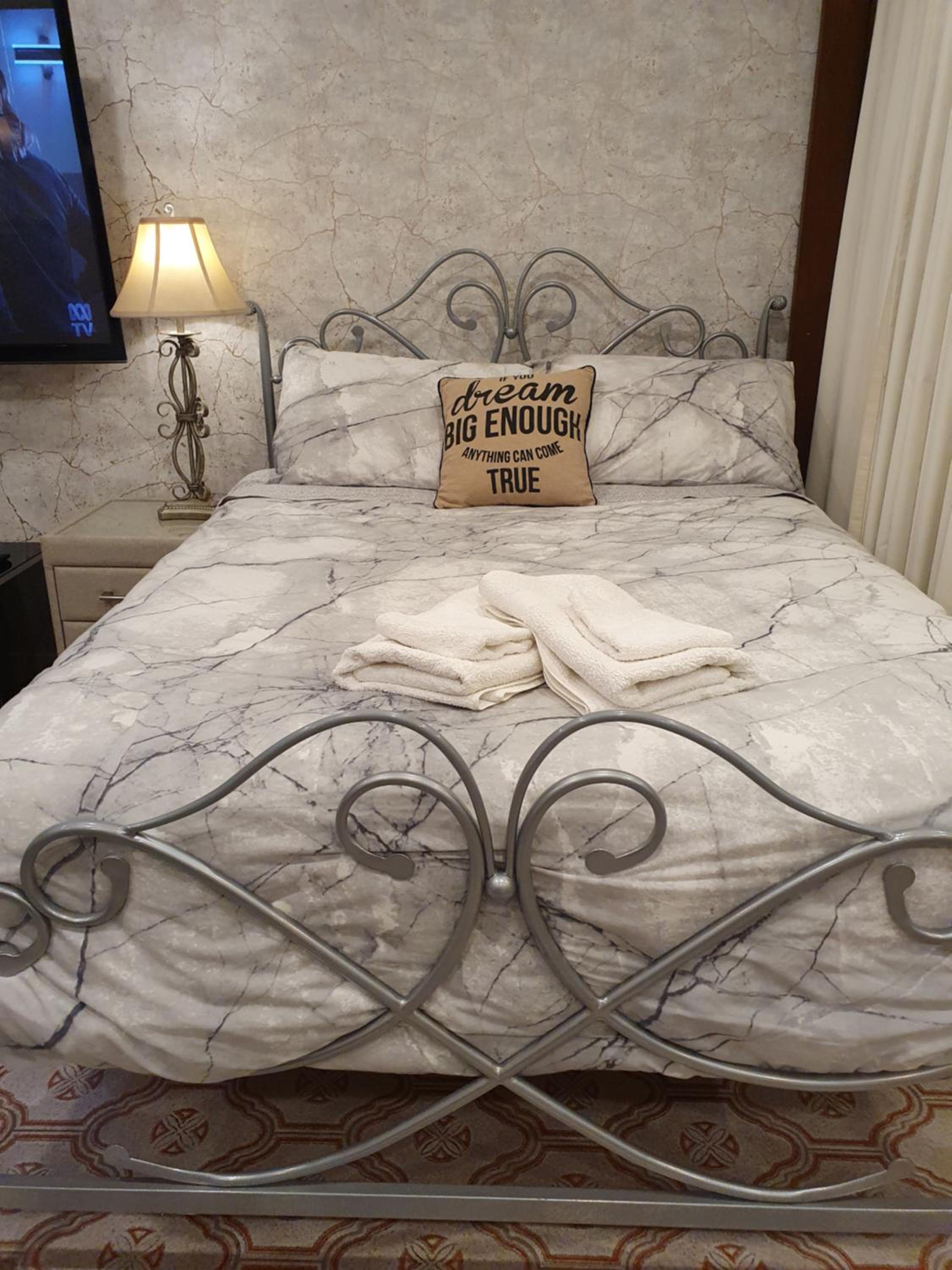 Exceptional Studio Apartment