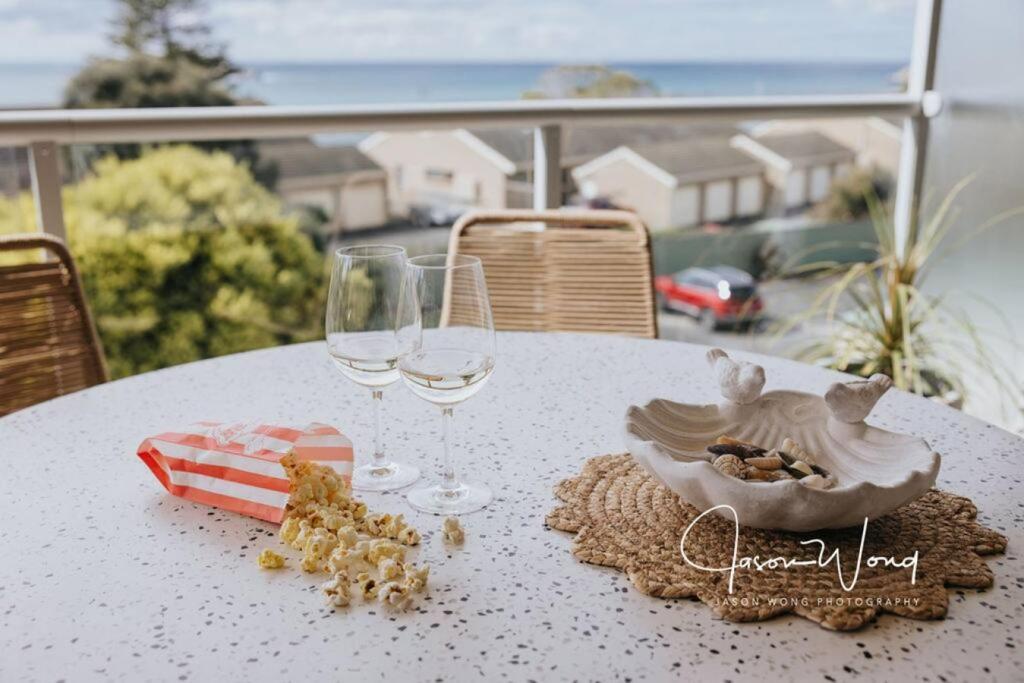 The Salty Seagull – ocean-view luxe!