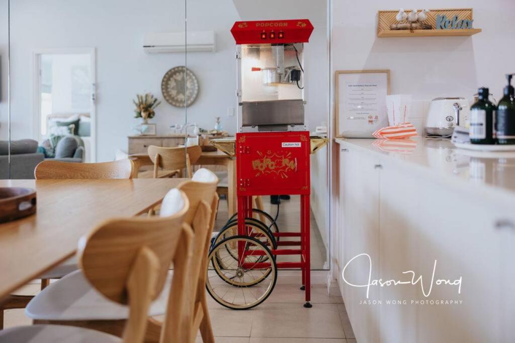 The Salty Seagull – ocean-view luxe!