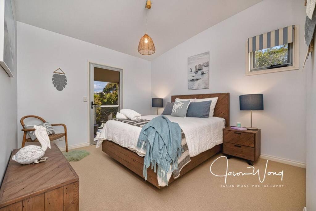 The Salty Seagull – ocean-view luxe!