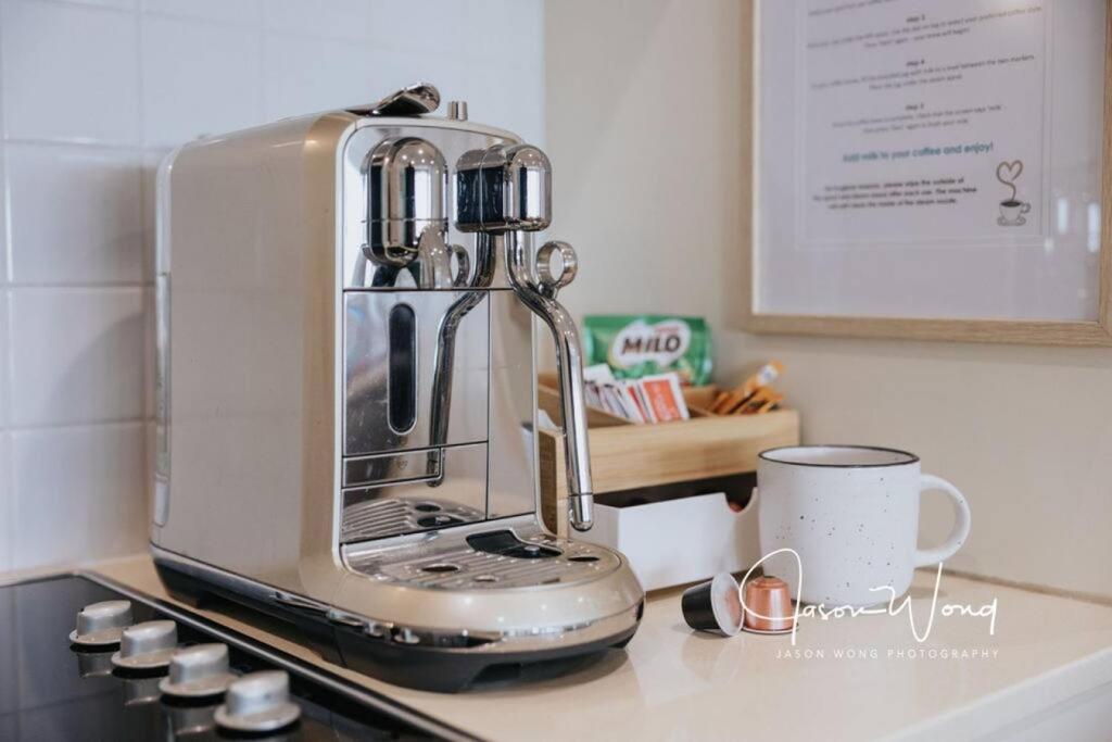 The Salty Seagull – ocean-view luxe!
