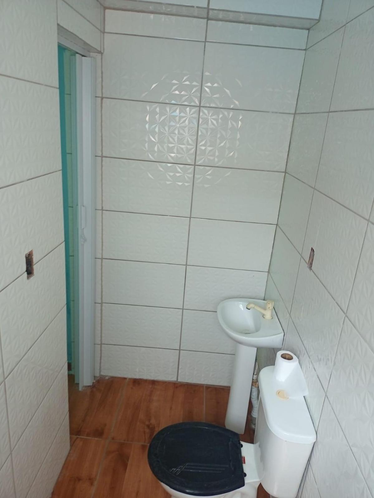 Casa com piscina em Mongaguá