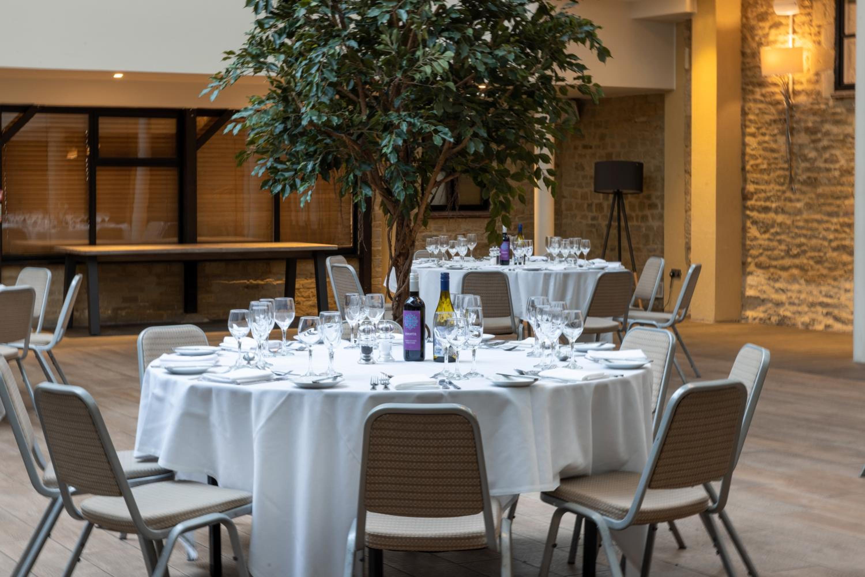 Oxford Vacations - voco Oxford Thames, an IHG Hotel - Property Image 60