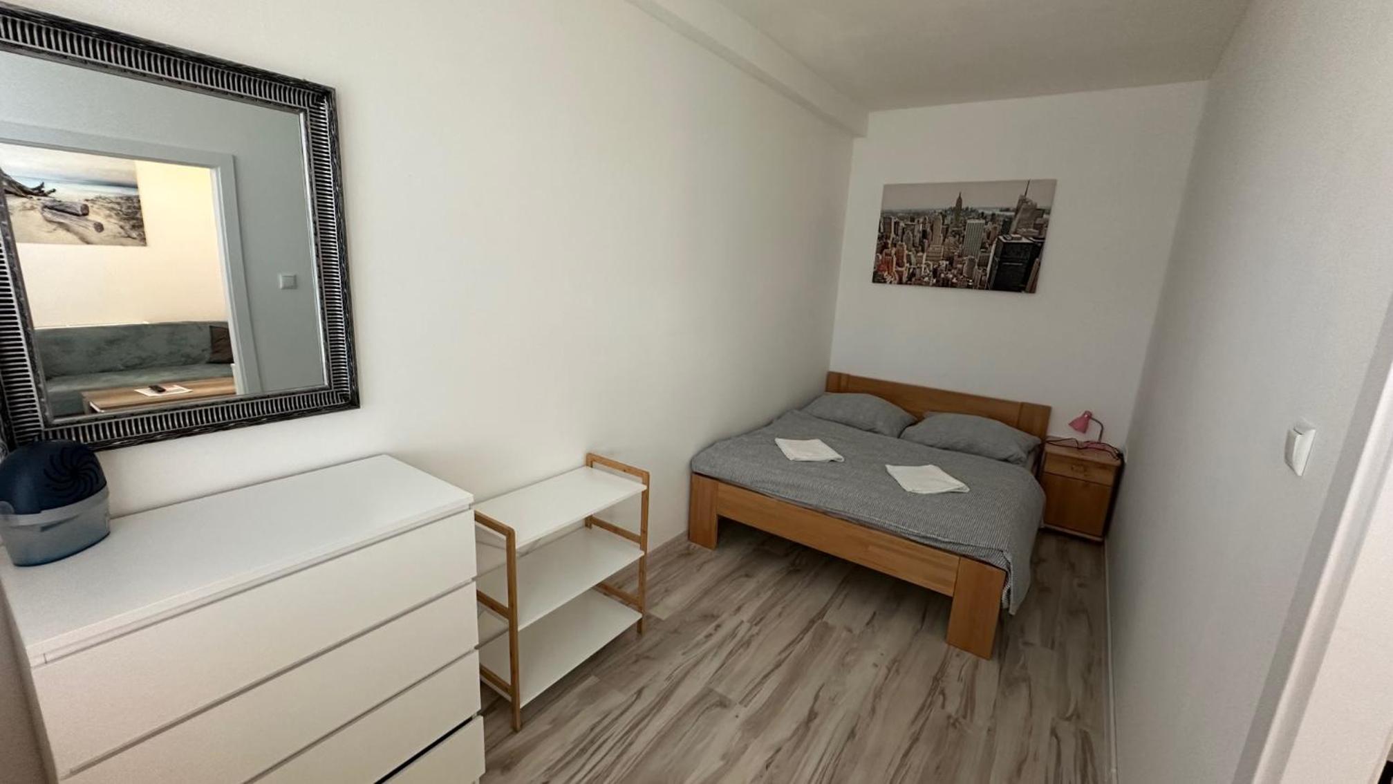 1 room Apartment with balcony, Nálepkova view 3
