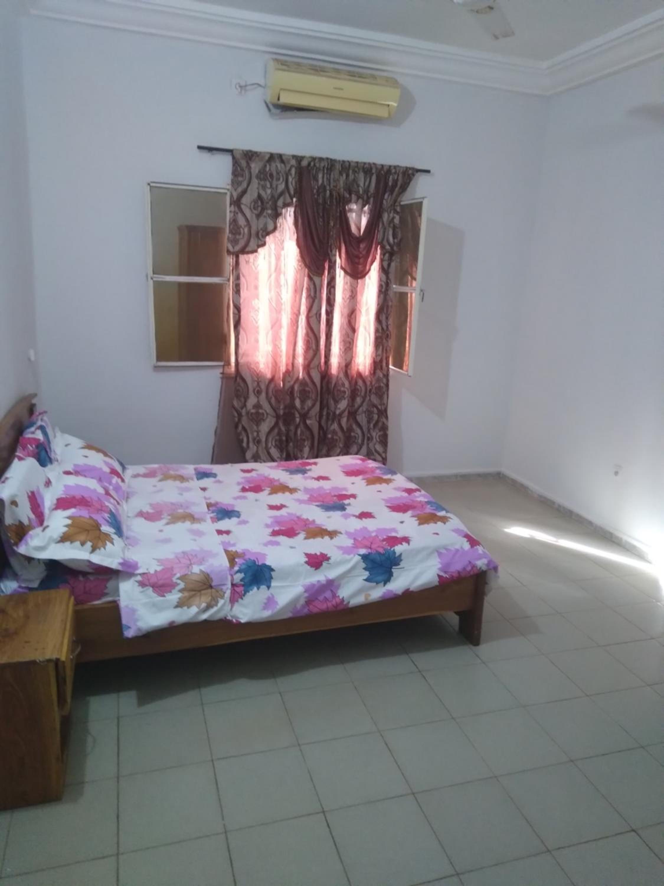 Le TOUNKARANKE residence FASSO KANU- villa- 5 Chambres installations solaires view 5