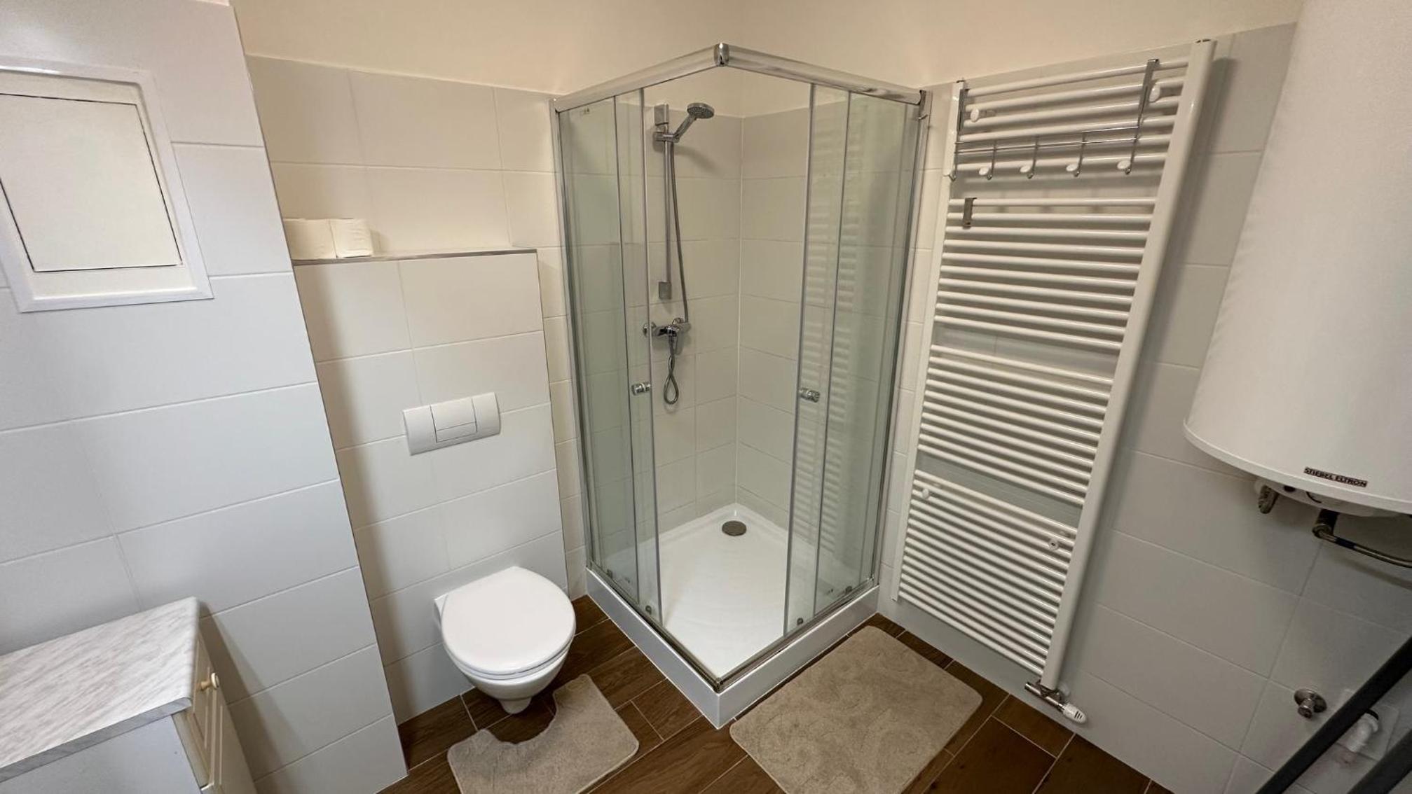 1 room Apartment with balcony, Nálepkova view 5