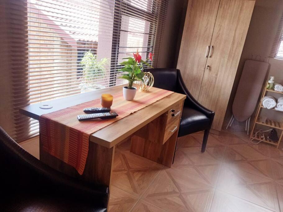 Sally's Tranquil Airbnb view 4