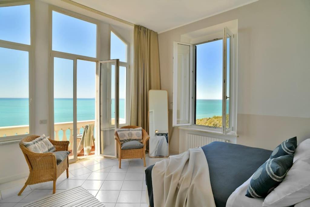 Villa Sorriso mit Pool direkt am Meer view 4