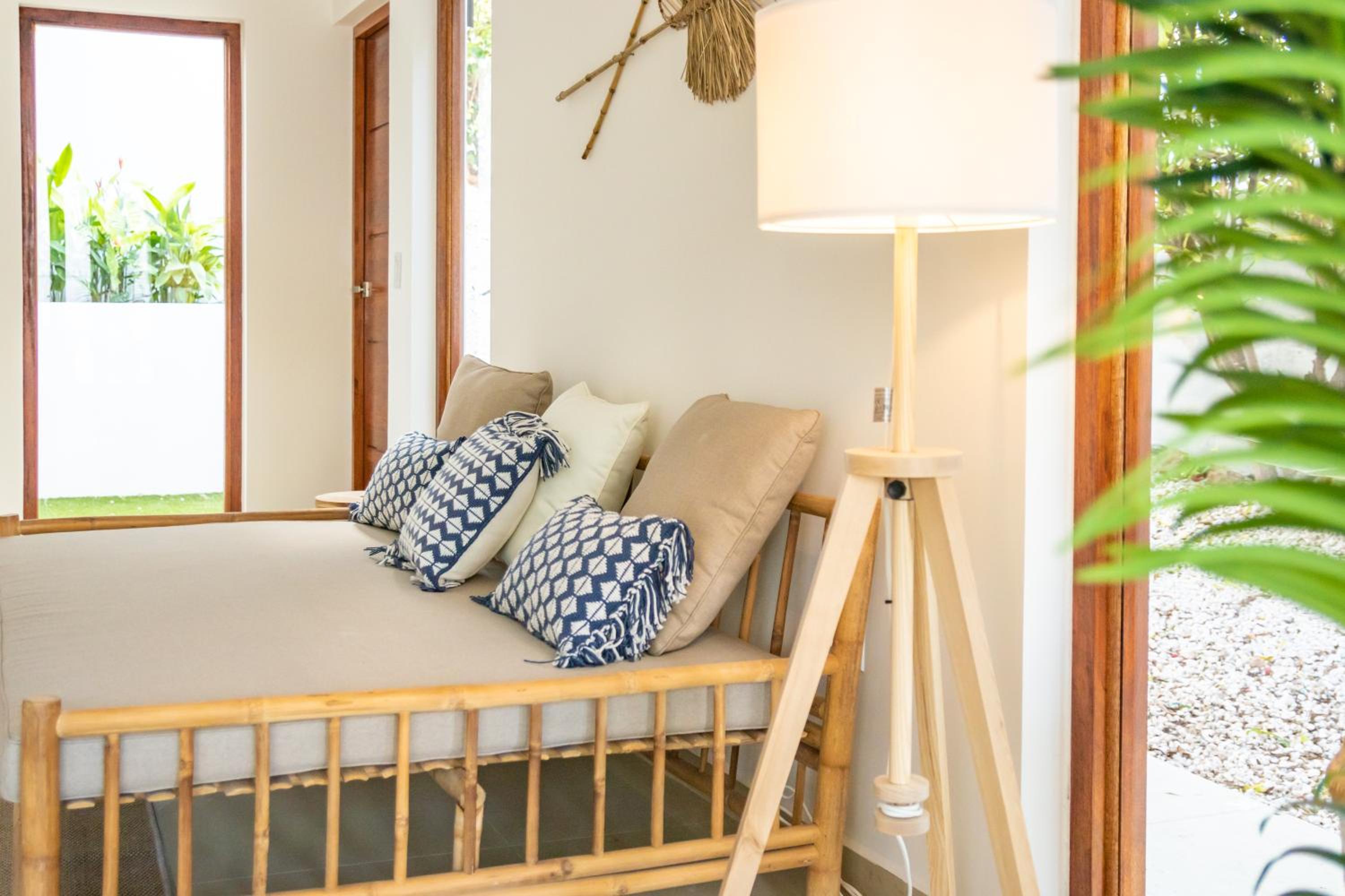 Villa Blou, steps from the Jan Thiel Beach