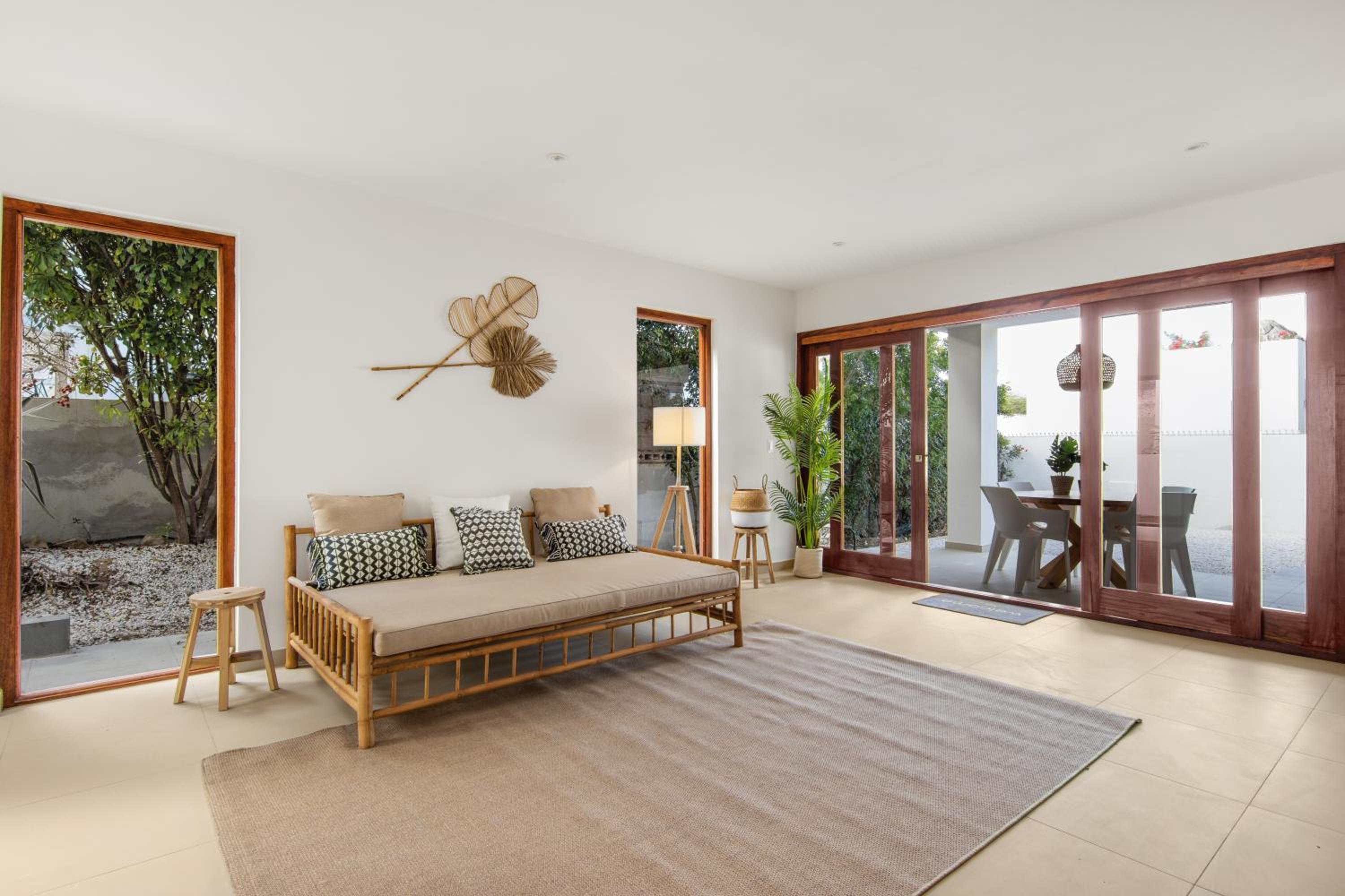 Villa Blou, steps from the Jan Thiel Beach