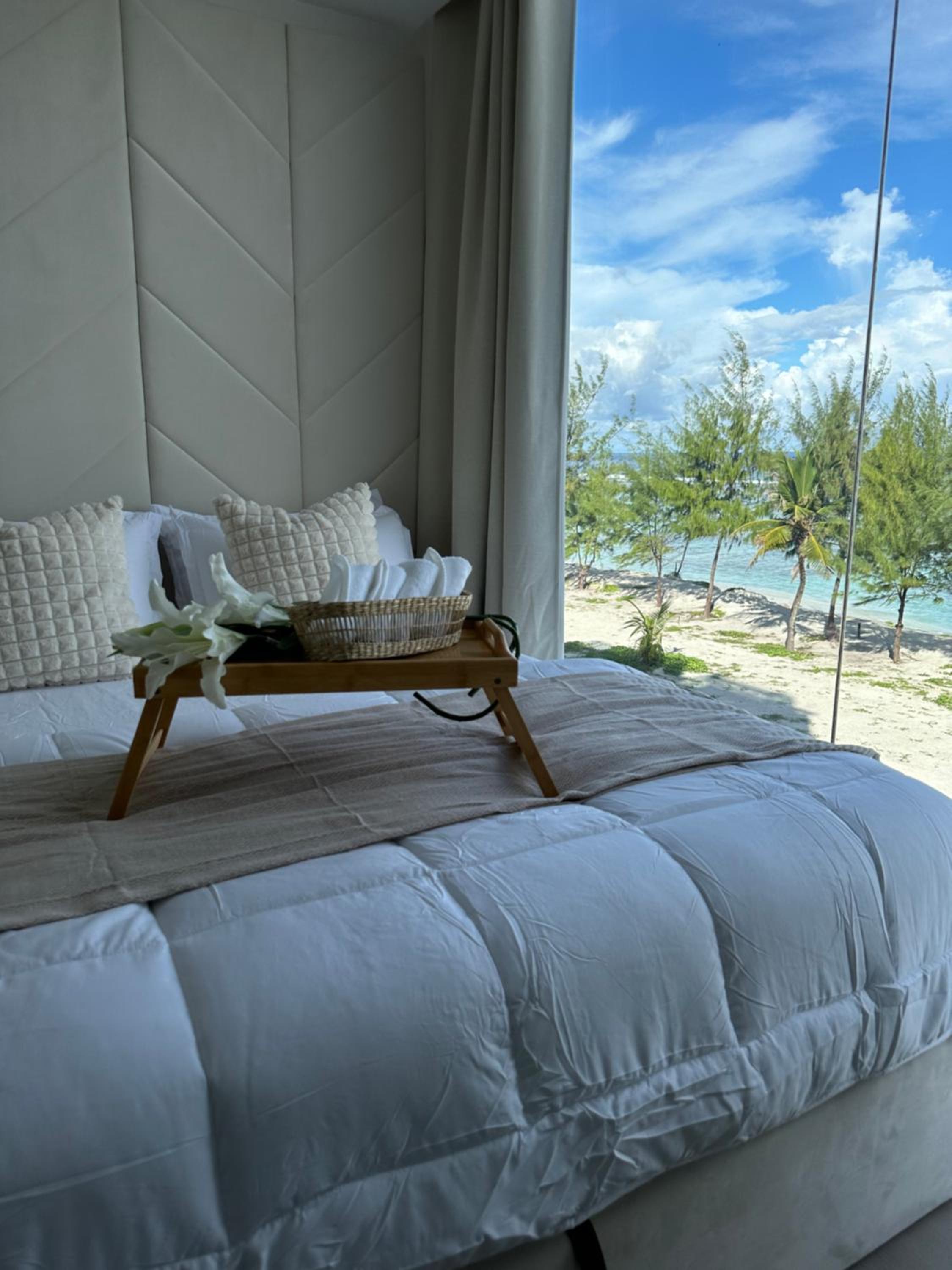 Lazzlla beach front apartments