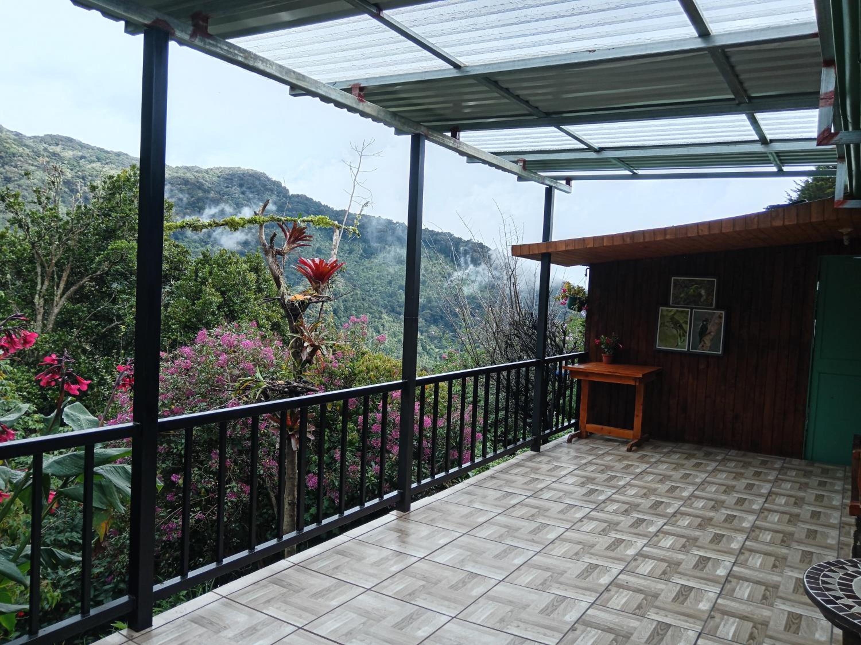 Miriam'S Quetzals lodge