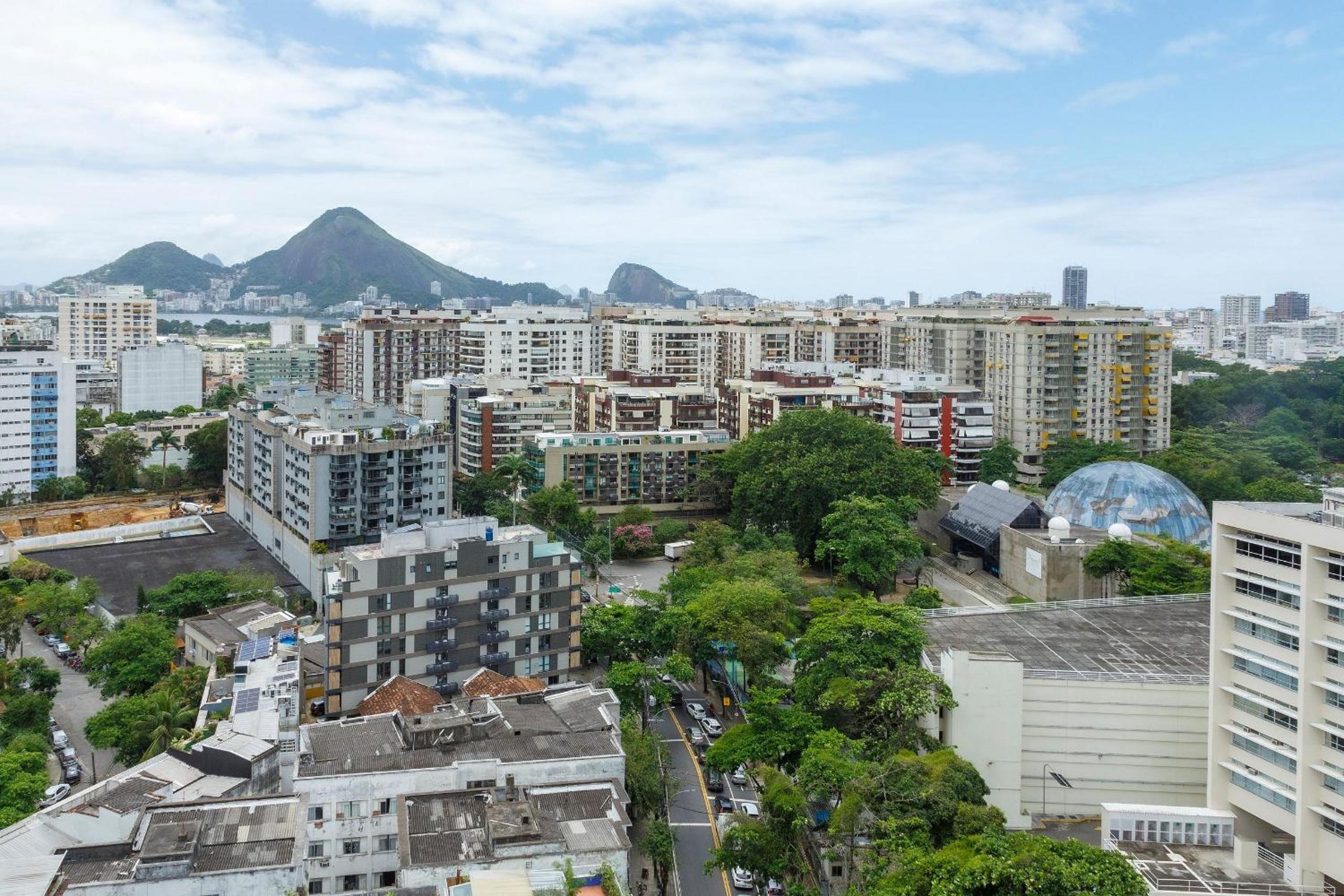 Cobertura duplex com vista panoramica na Gavea