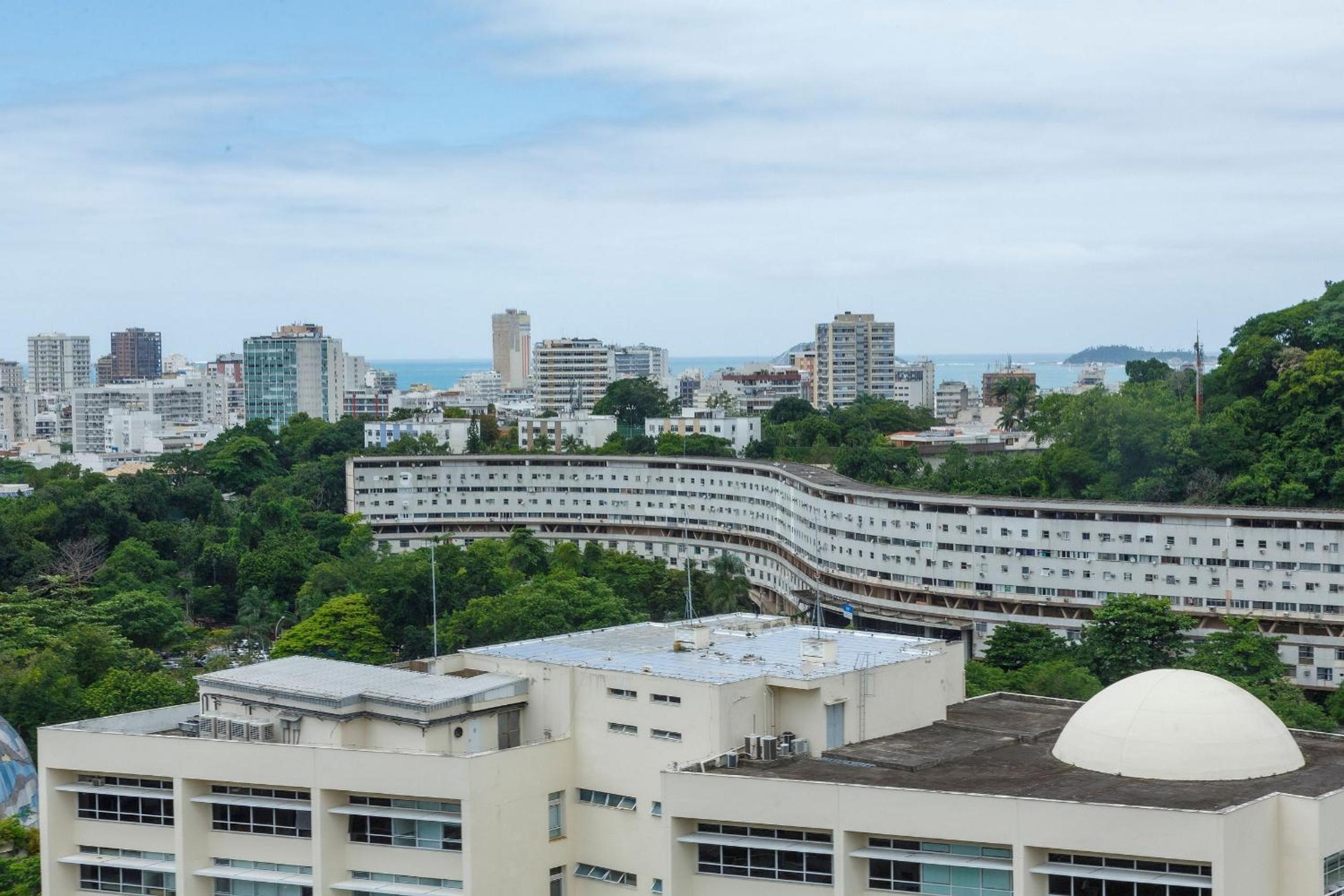 Cobertura duplex com vista panoramica na Gavea