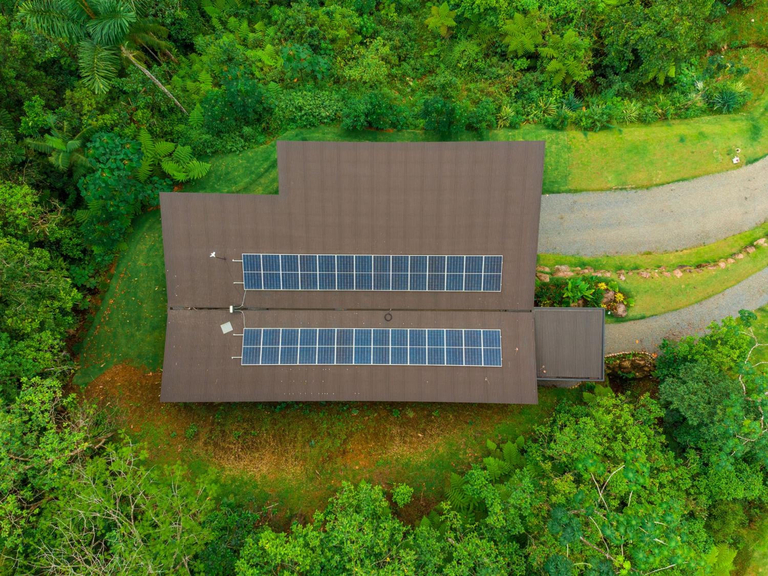Villa Morpho - Luxury Jungle House at Ecolirios Green Community