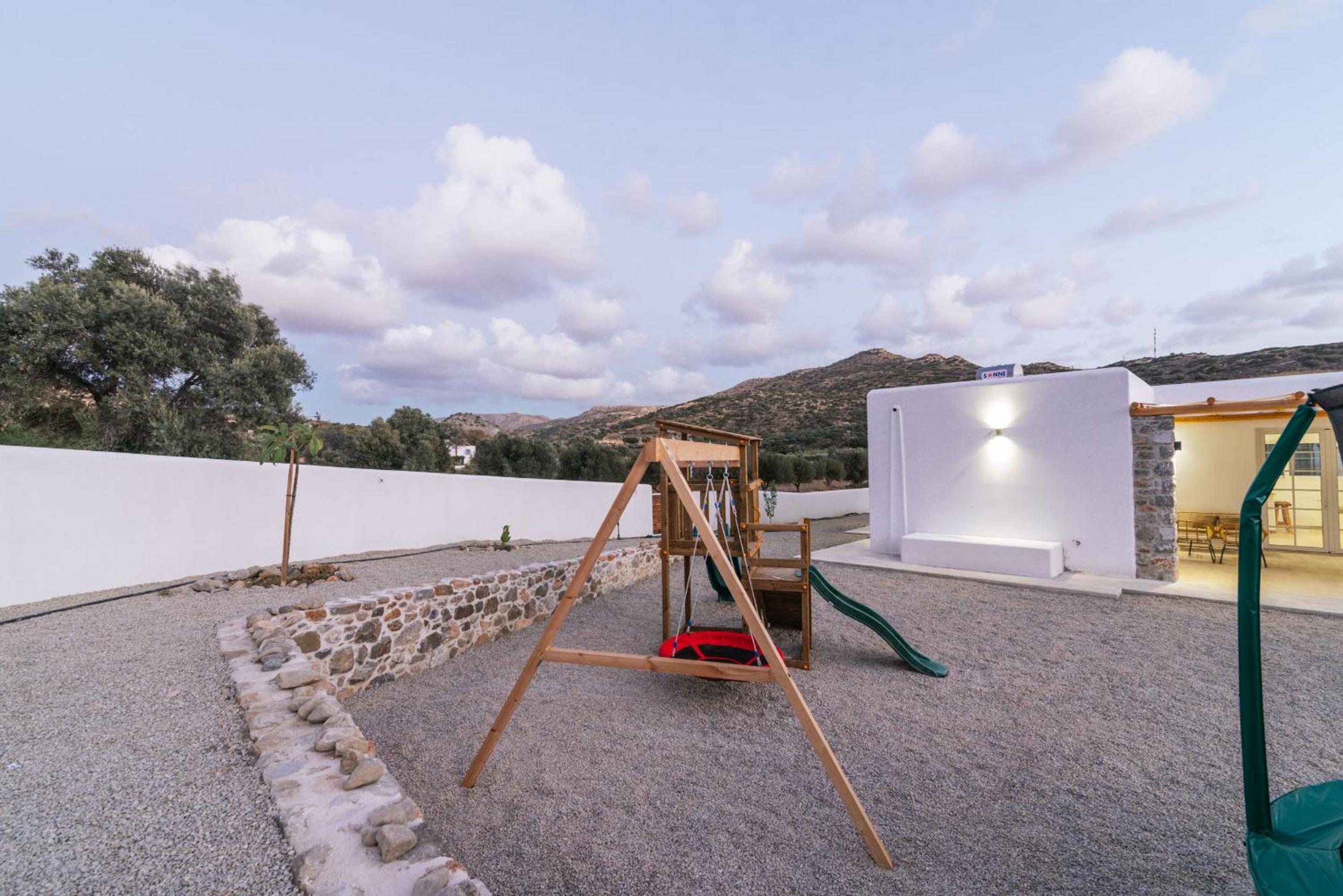 Nikkon summer house