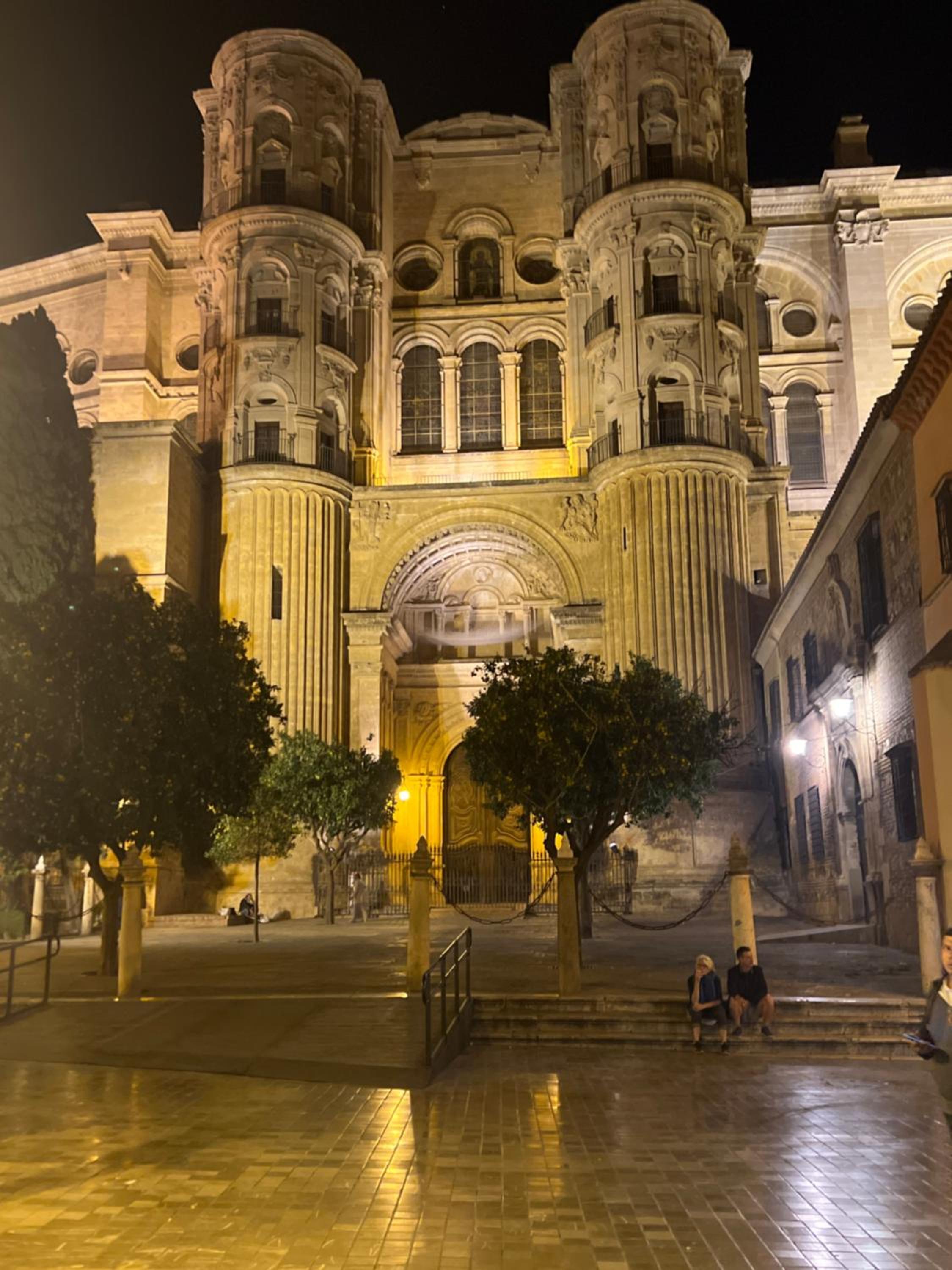 Cozy Apartment Malaga Center near Teatro Cervantes