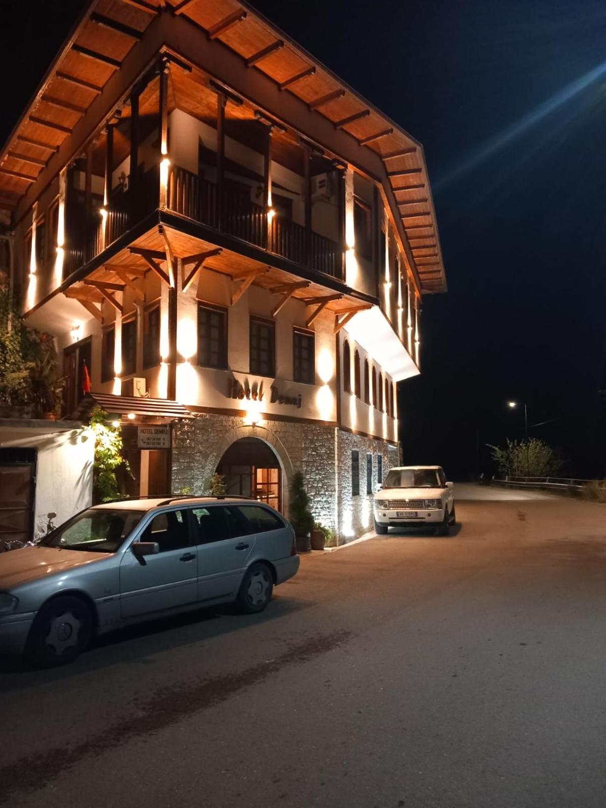 Hotel Demaj