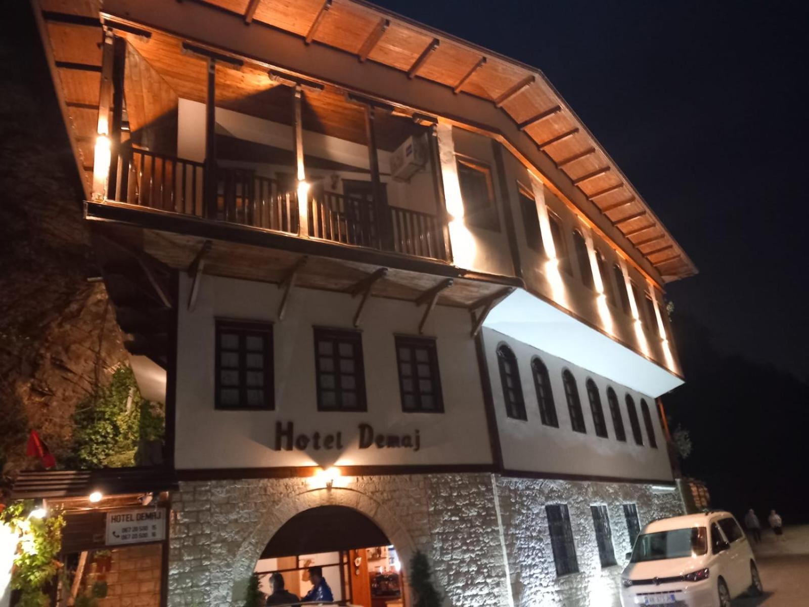 Hotel Demaj