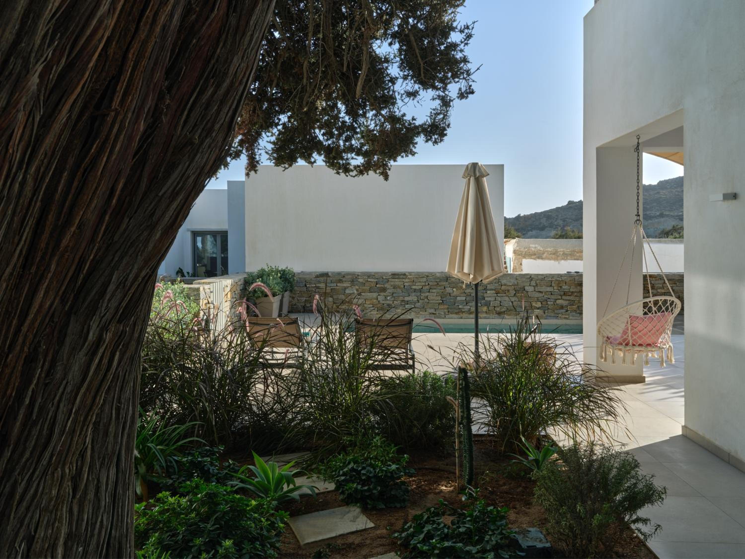 Private Luxury Scarlet beachfront villa, Molos, Paros
