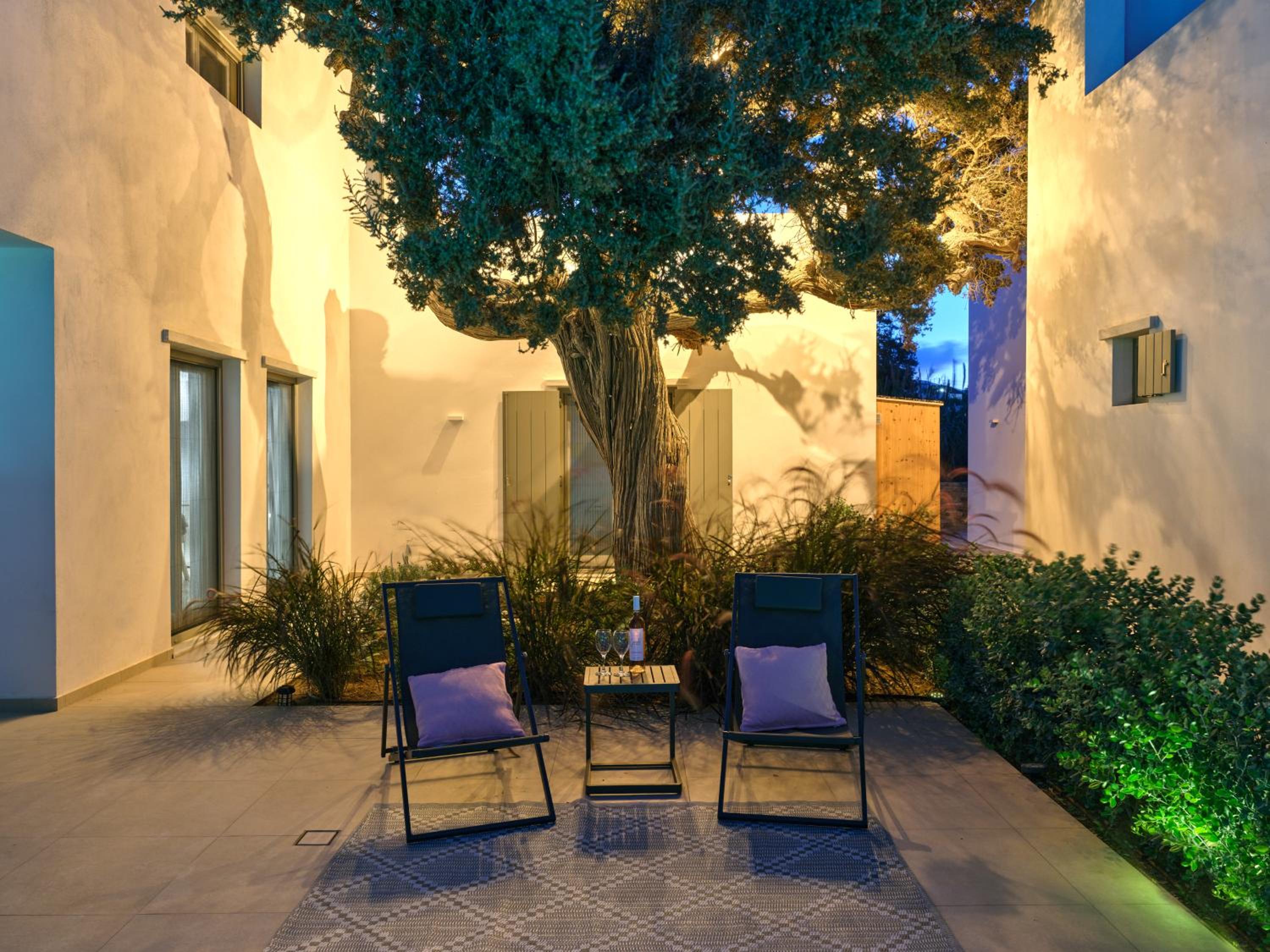 Private Luxury Scarlet beachfront villa, Molos, Paros