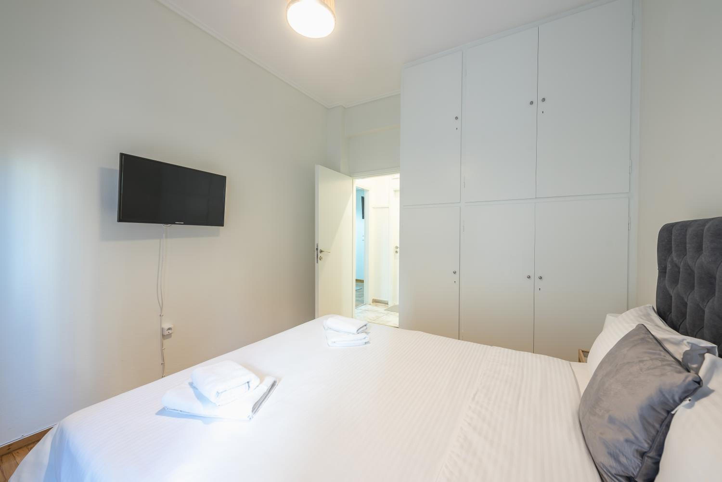 Athens Apartment 5-min to Metaxourgeio Metro