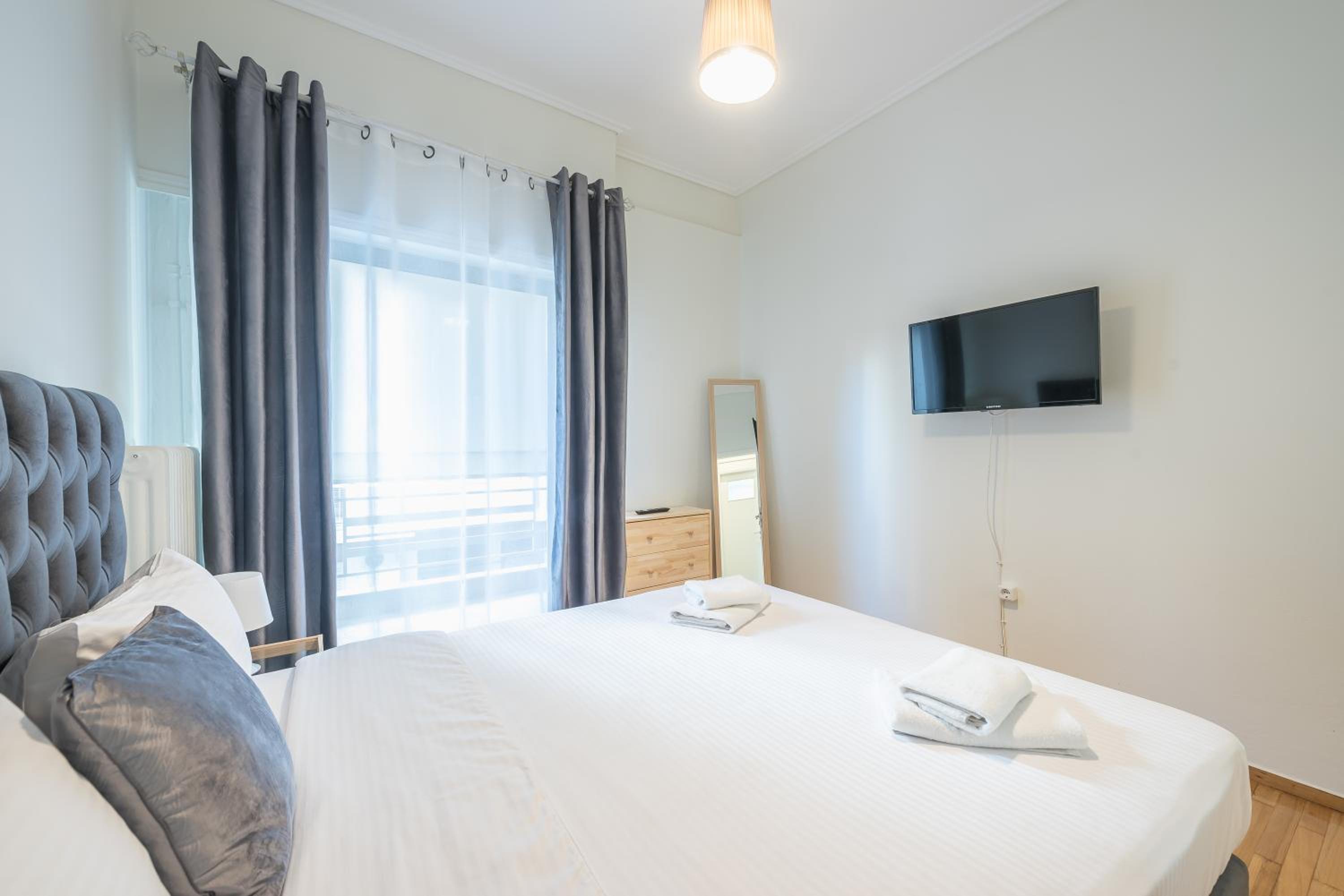 Athens Apartment 5-min to Metaxourgeio Metro