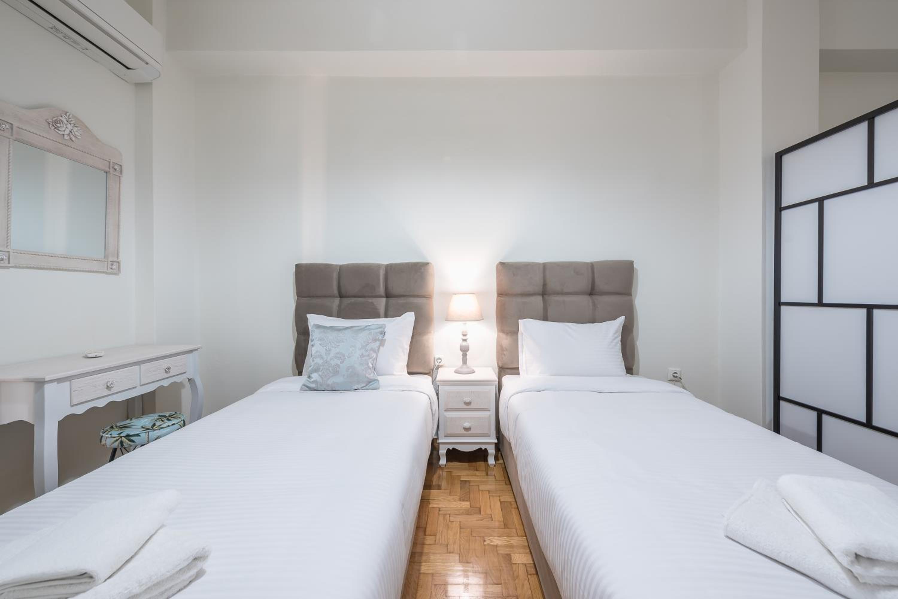 Athens Apartment 5-min to Metaxourgeio Metro