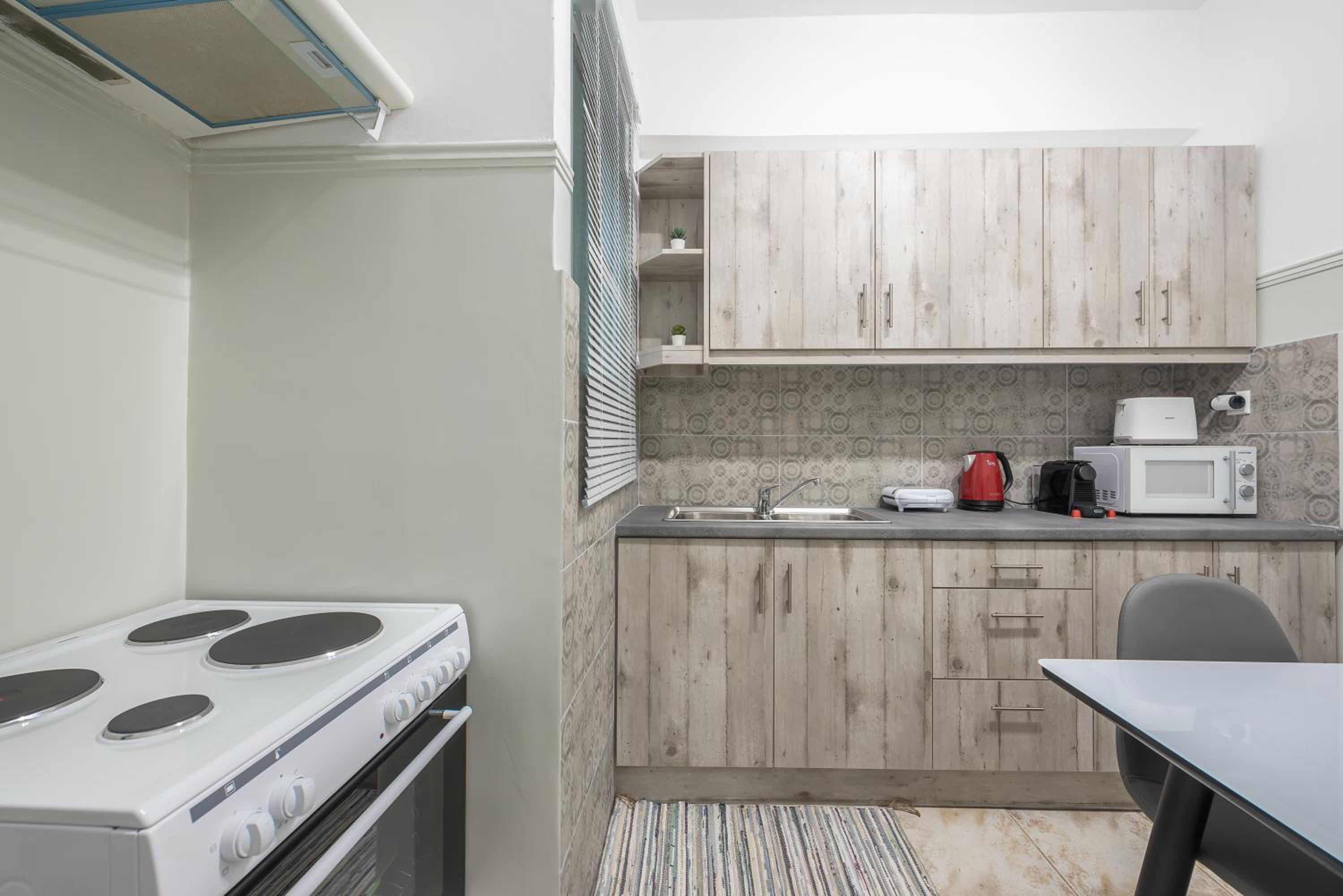 Athens Apartment 5-min to Metaxourgeio Metro