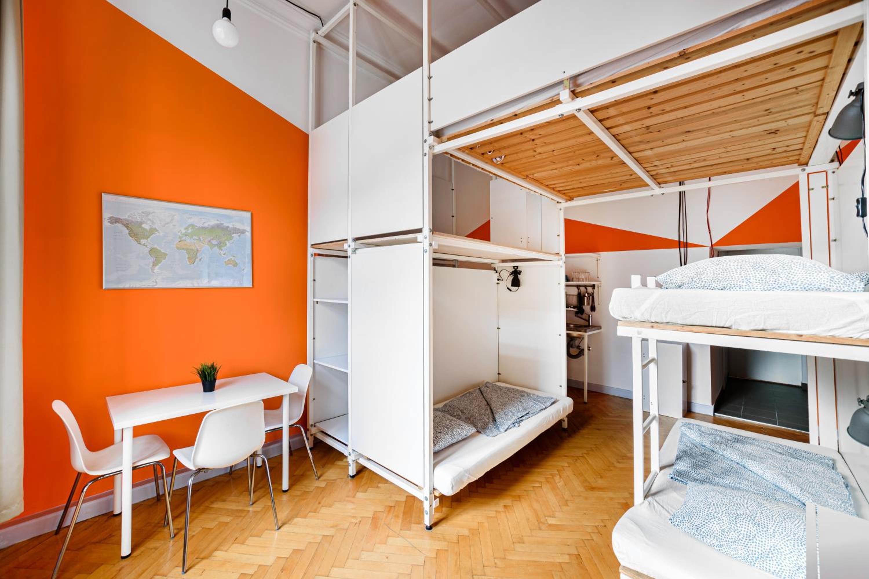 Avenue Hostel