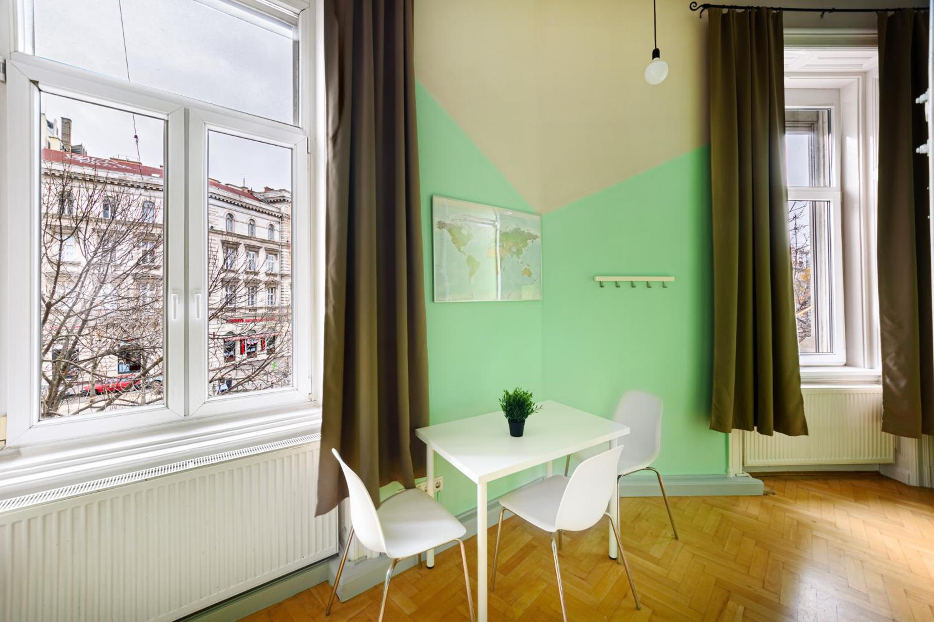 Avenue Hostel