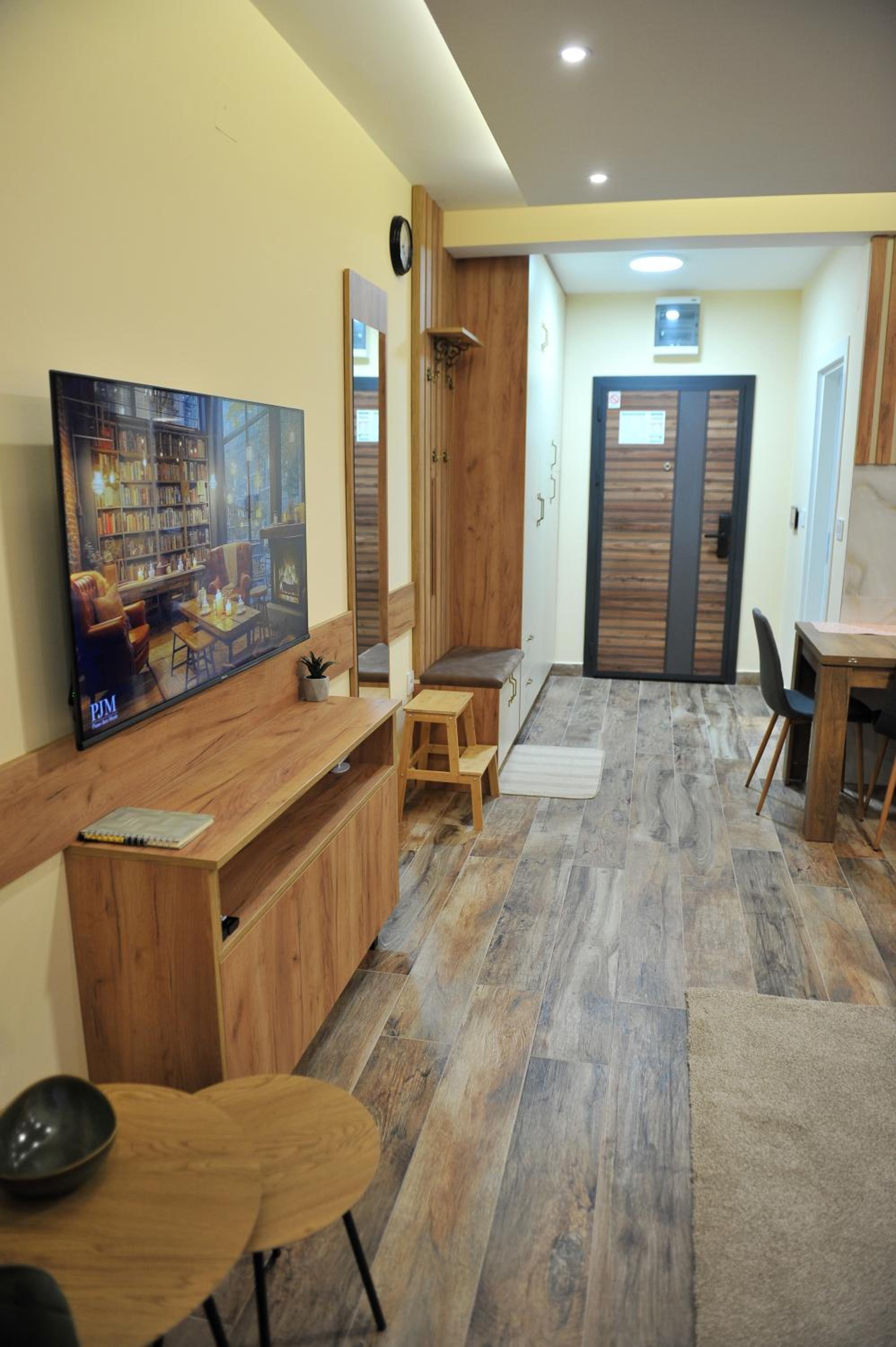 Photo 47