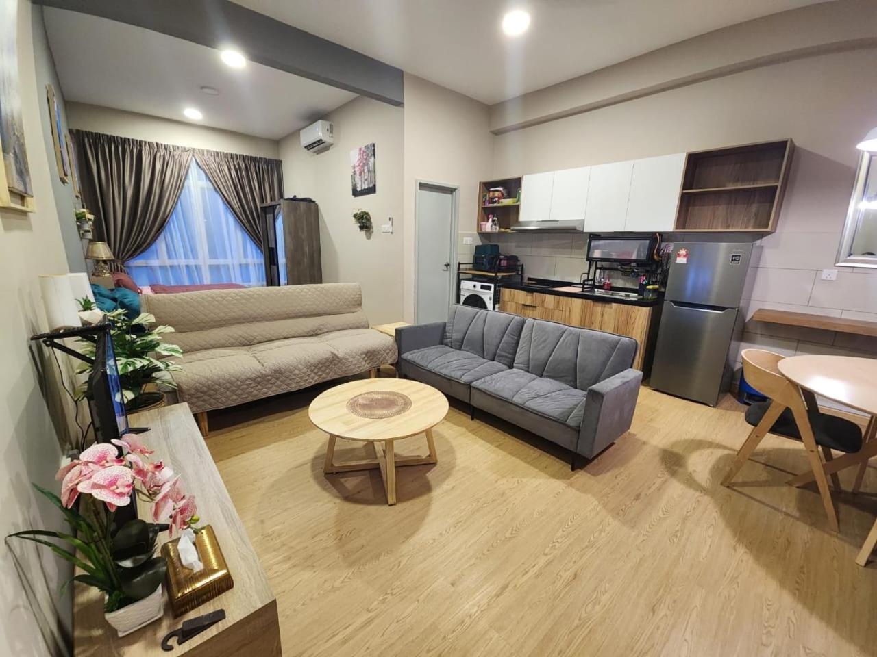 Mahkota Valley Suite Fajar #TV Box With Netflix photo 5