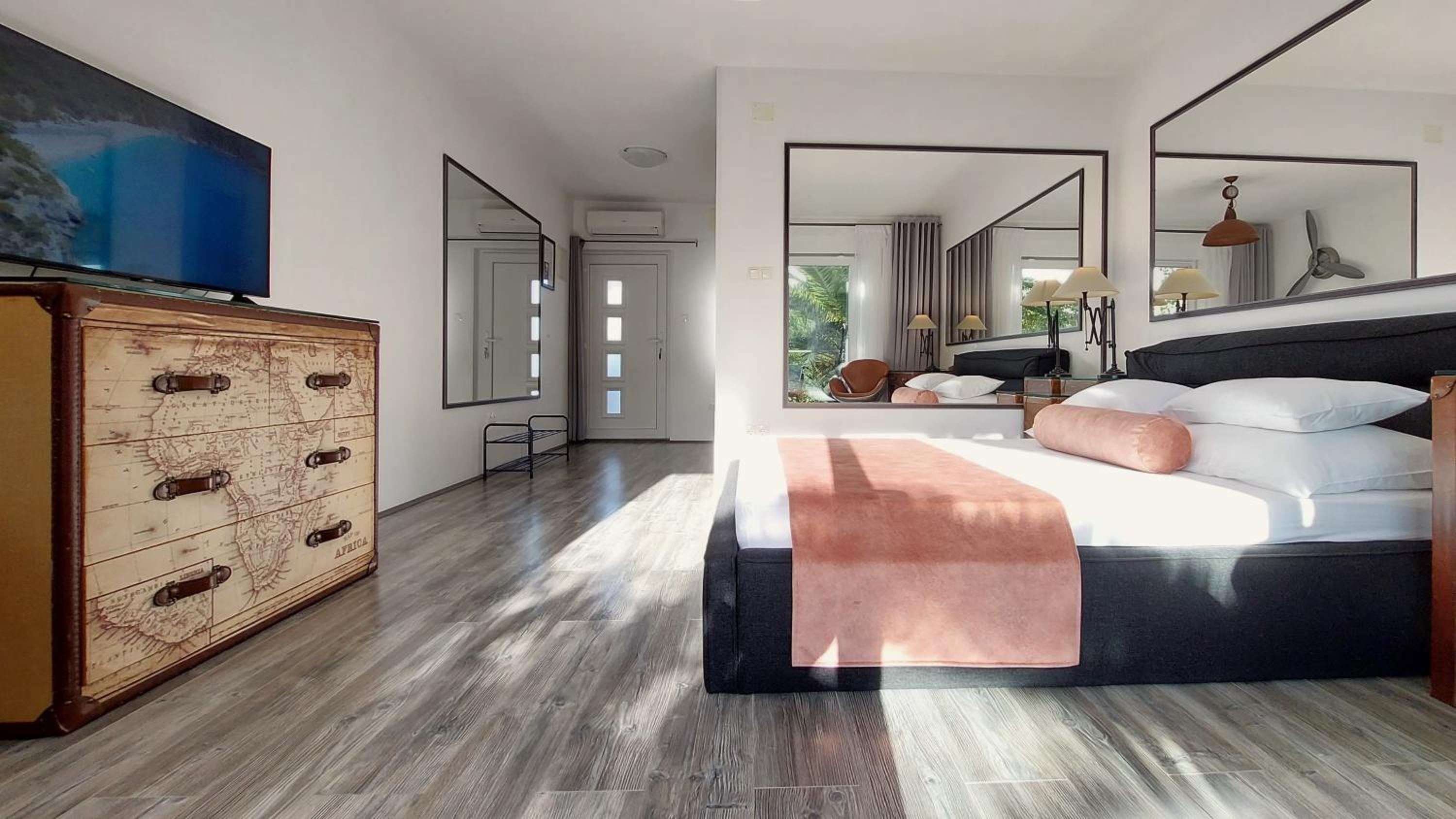 Boutique Apartments Refresh
