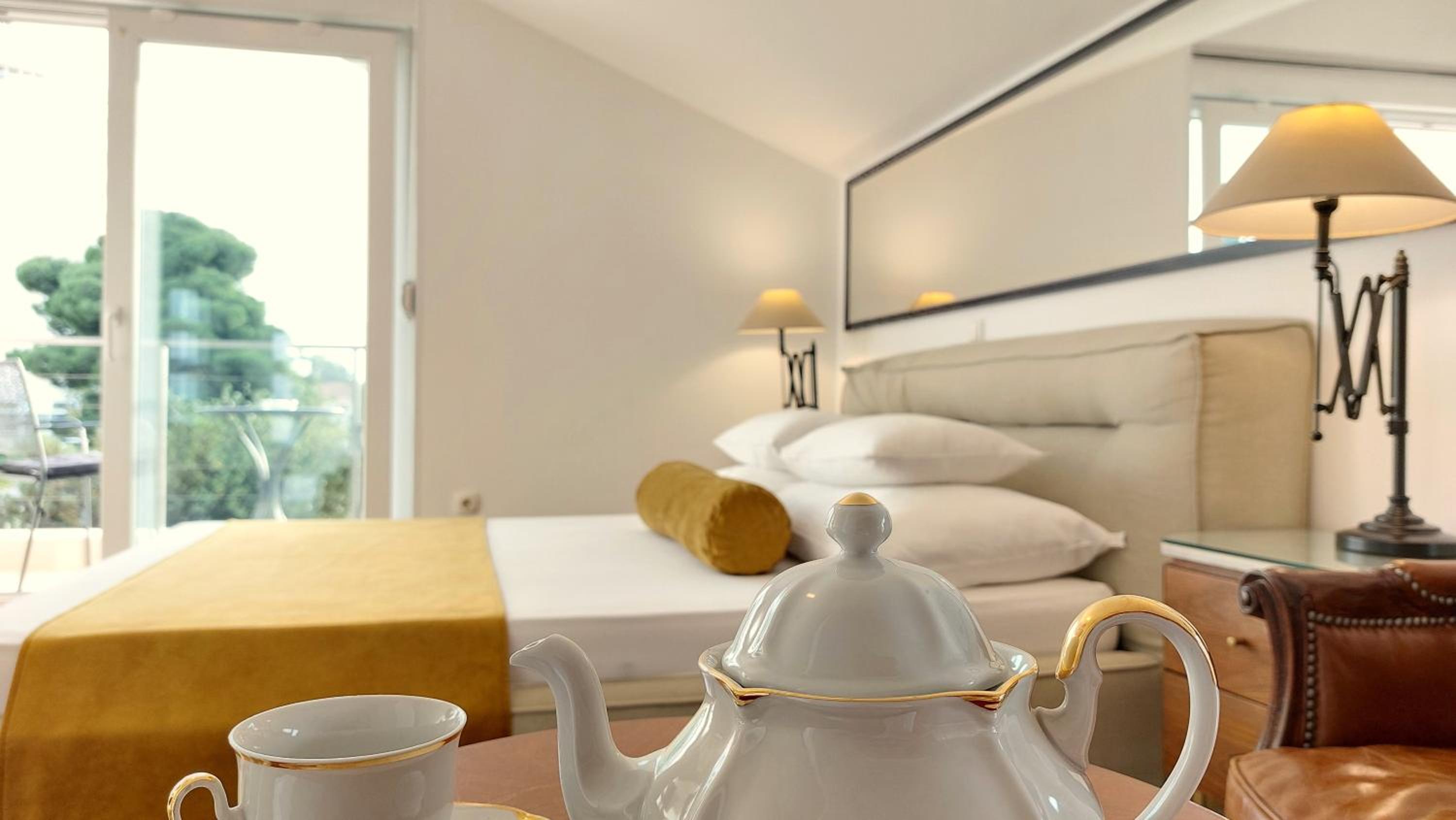 Boutique Apartments Refresh