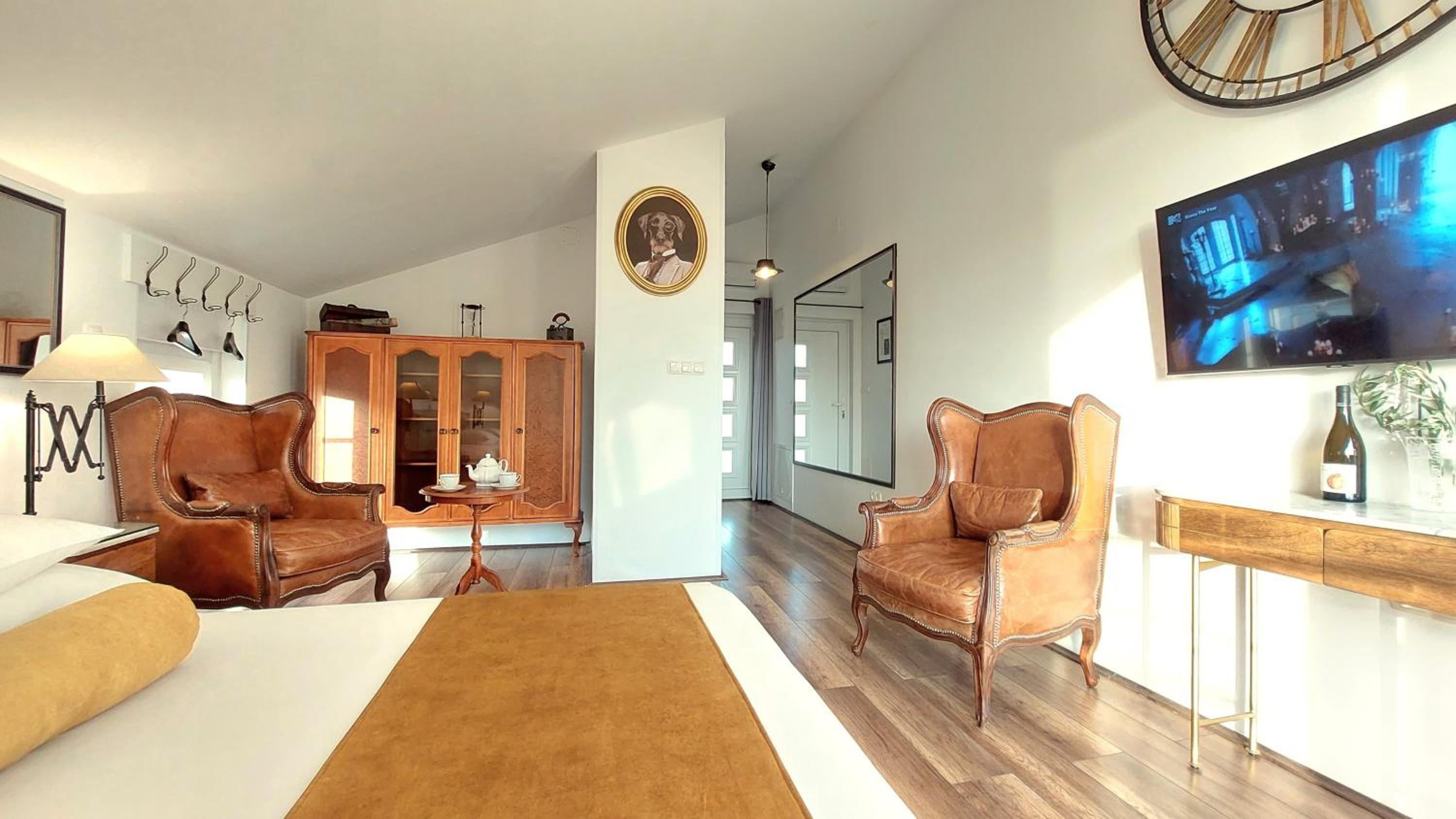 Boutique Apartments Refresh