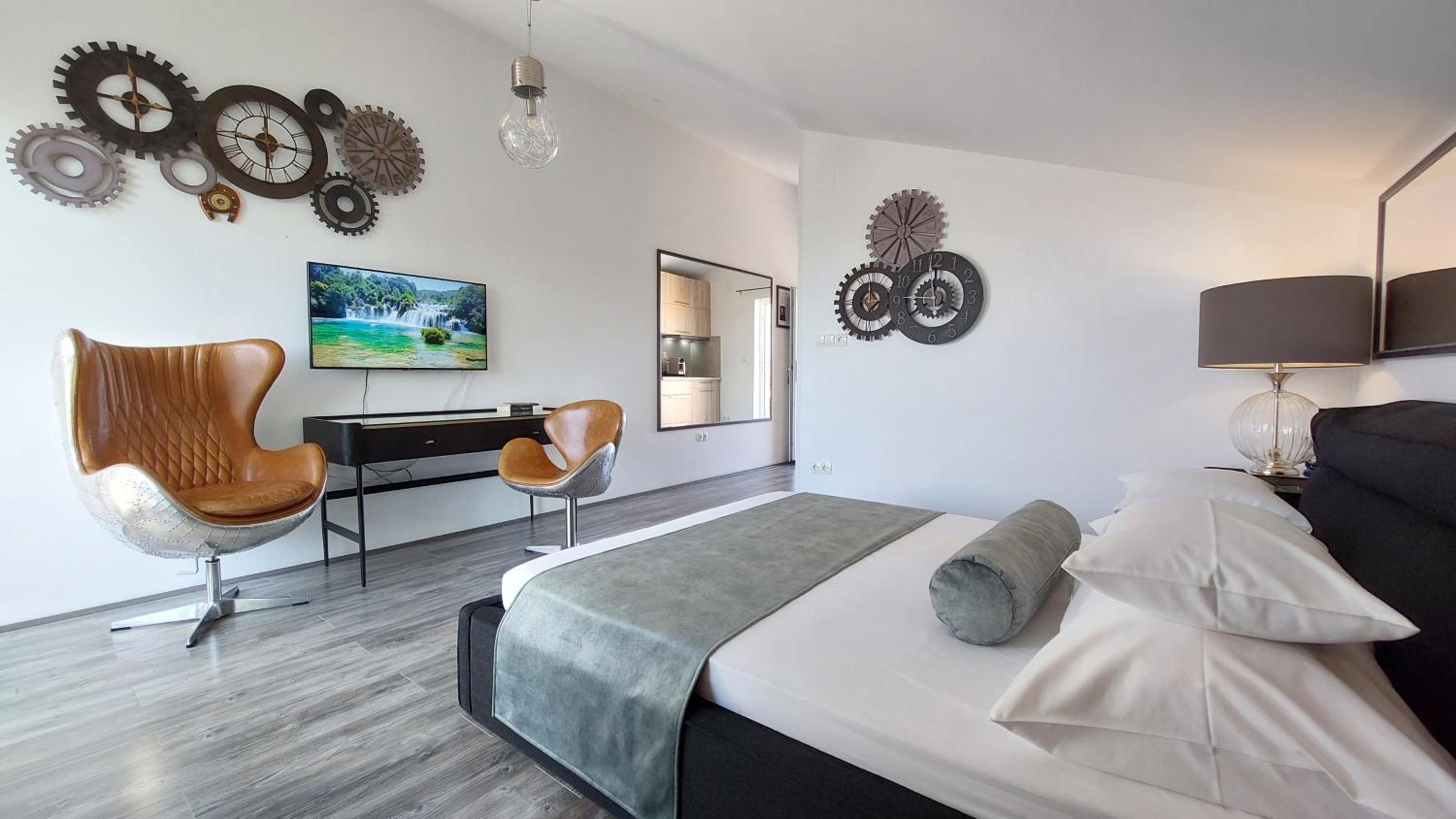 Boutique Apartments Refresh