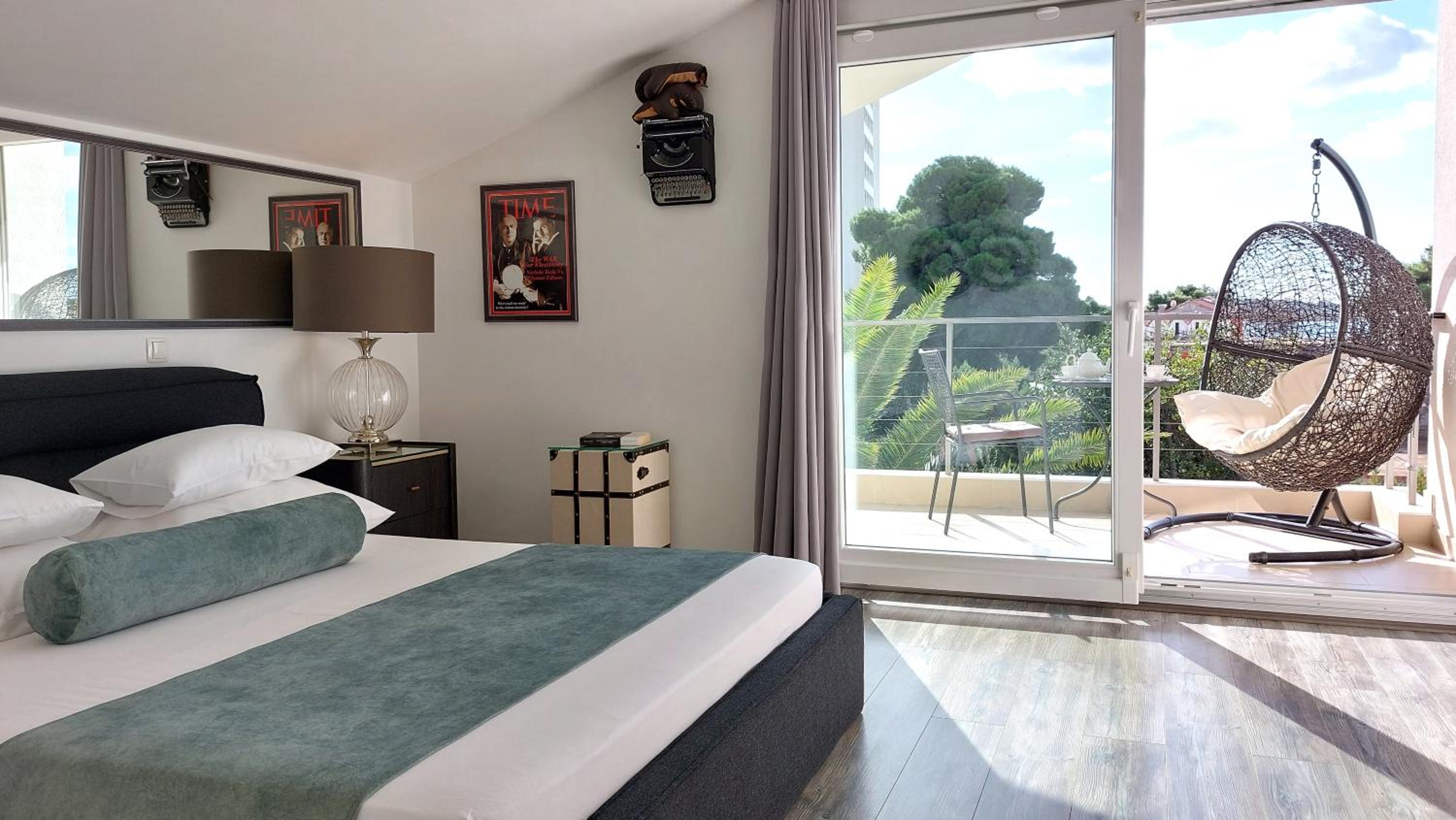 Boutique Apartments Refresh
