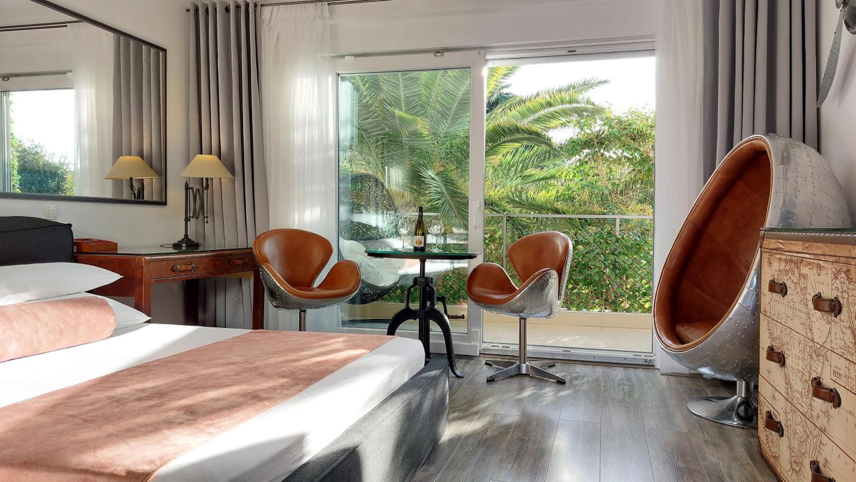 Boutique Apartments Refresh