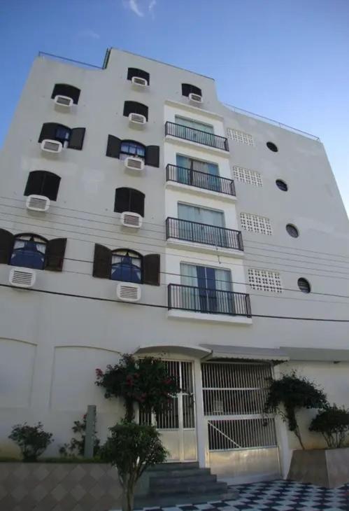 Apto Verona Enseada Guarujá