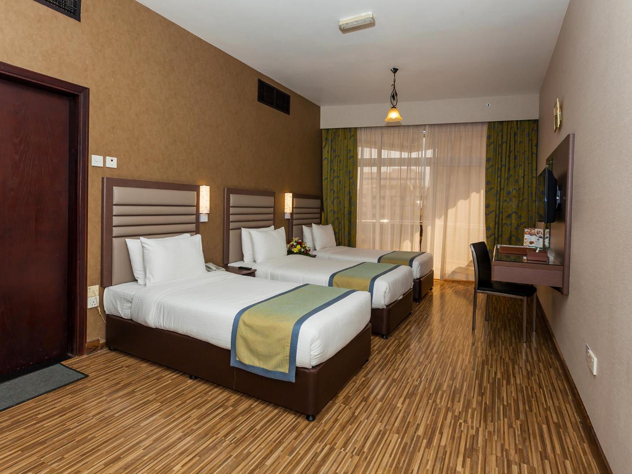 Wave International Hotel — Dubai photo 2